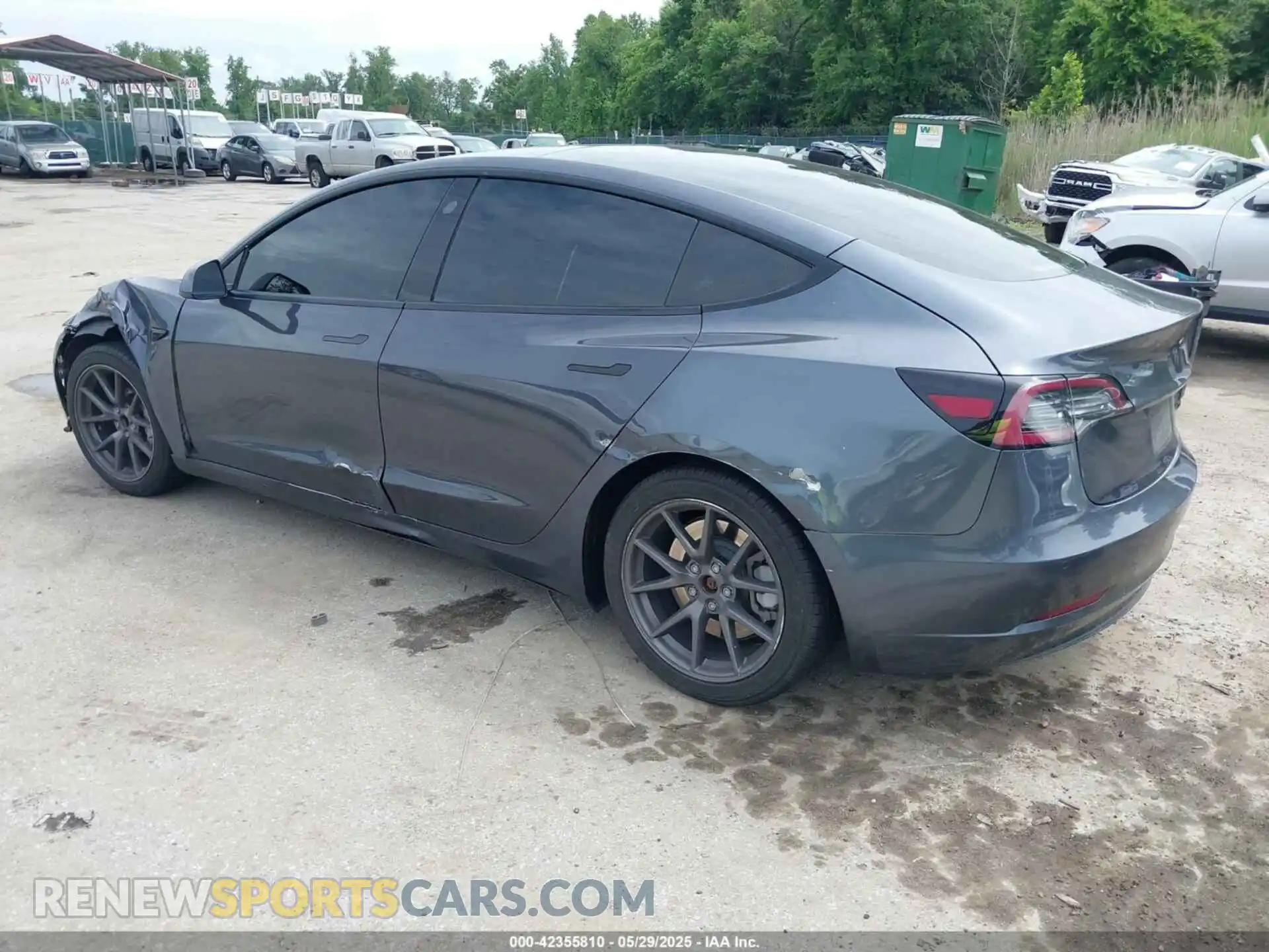 3 Photograph of a damaged car 5YJ3E1EA9MF094554 TESLA MODEL 3 2021