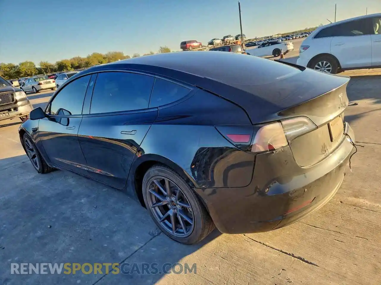 2 Photograph of a damaged car 5YJ3E1EA9MF850769 TESLA MODEL 3 2021