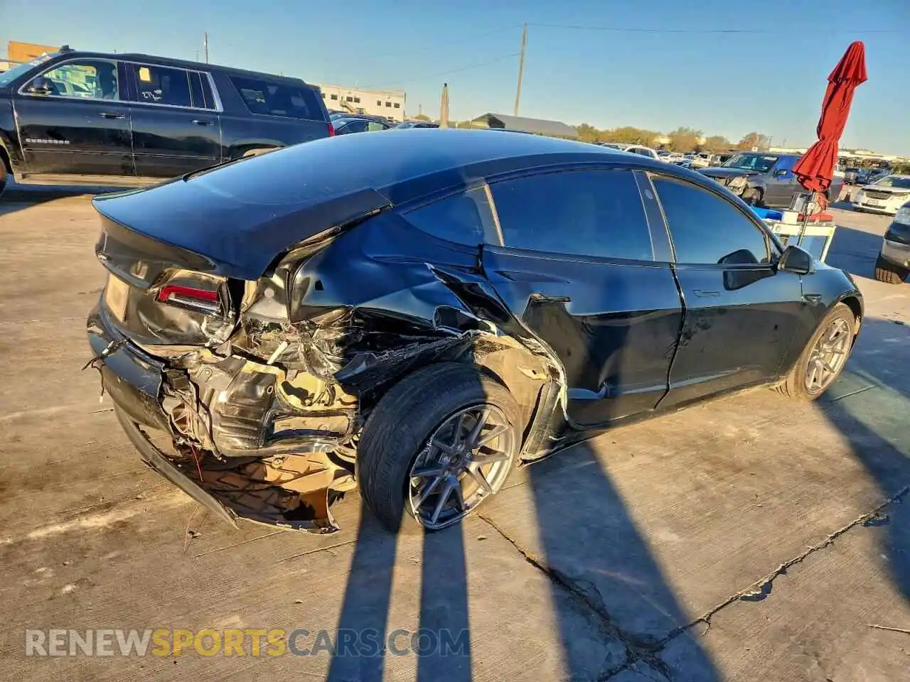3 Photograph of a damaged car 5YJ3E1EA9MF850769 TESLA MODEL 3 2021