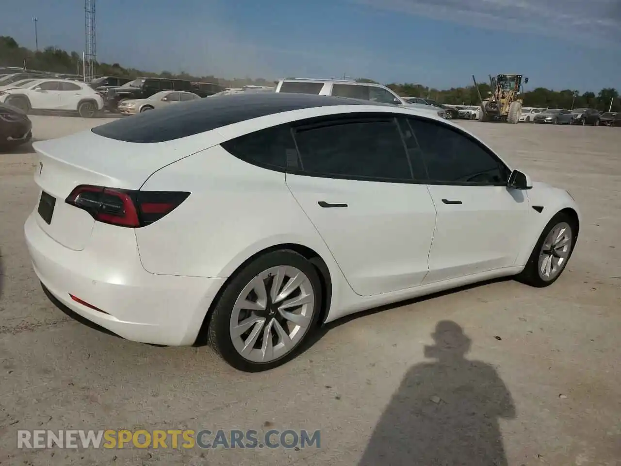 3 Photograph of a damaged car 5YJ3E1EA9MF913465 TESLA MODEL 3 2021
