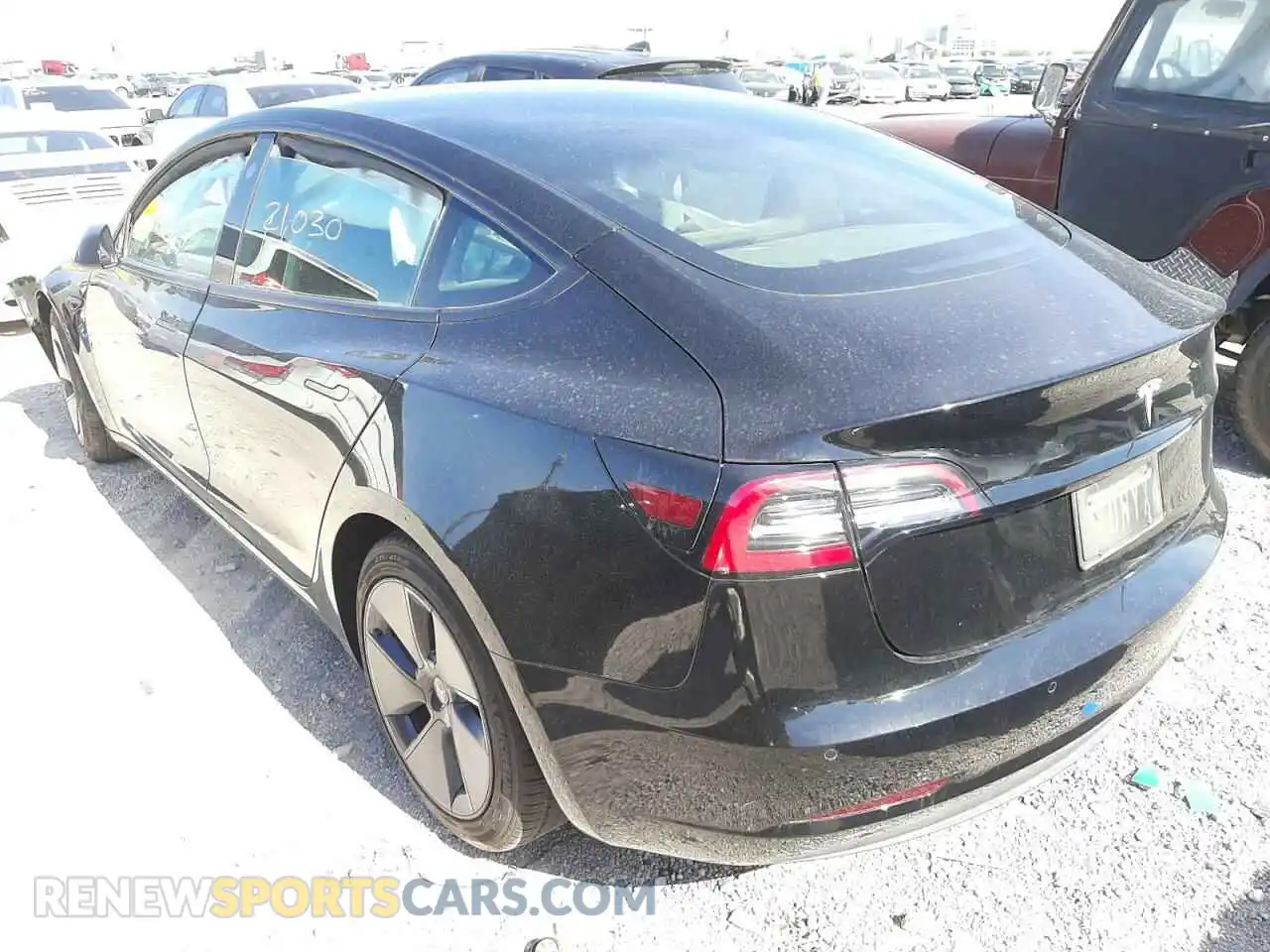 3 Photograph of a damaged car 5YJ3E1EA9MF922960 TESLA MODEL 3 2021