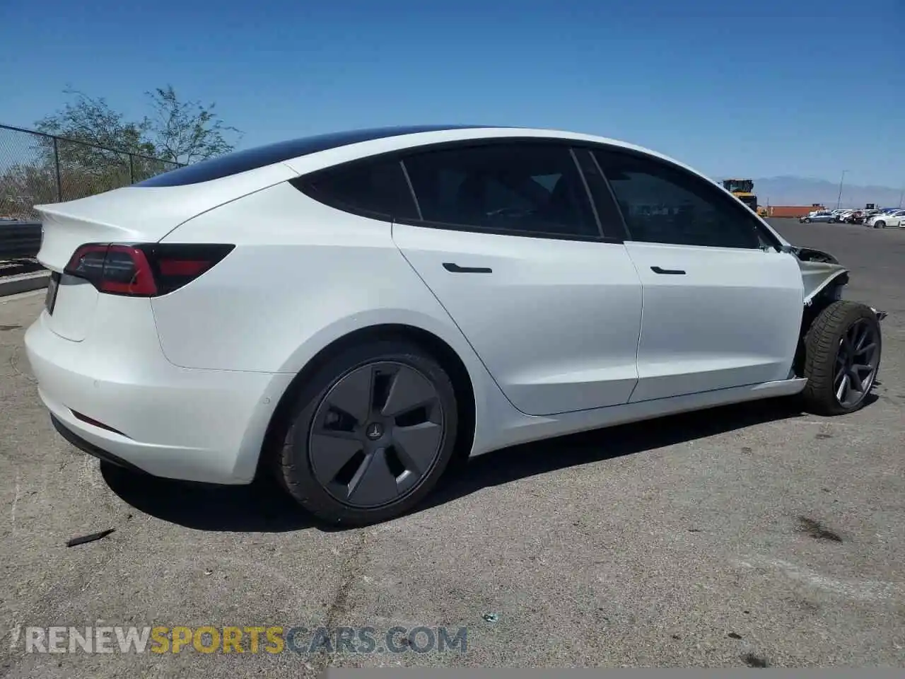 3 Photograph of a damaged car 5YJ3E1EA9MF930606 TESLA MODEL 3 2021