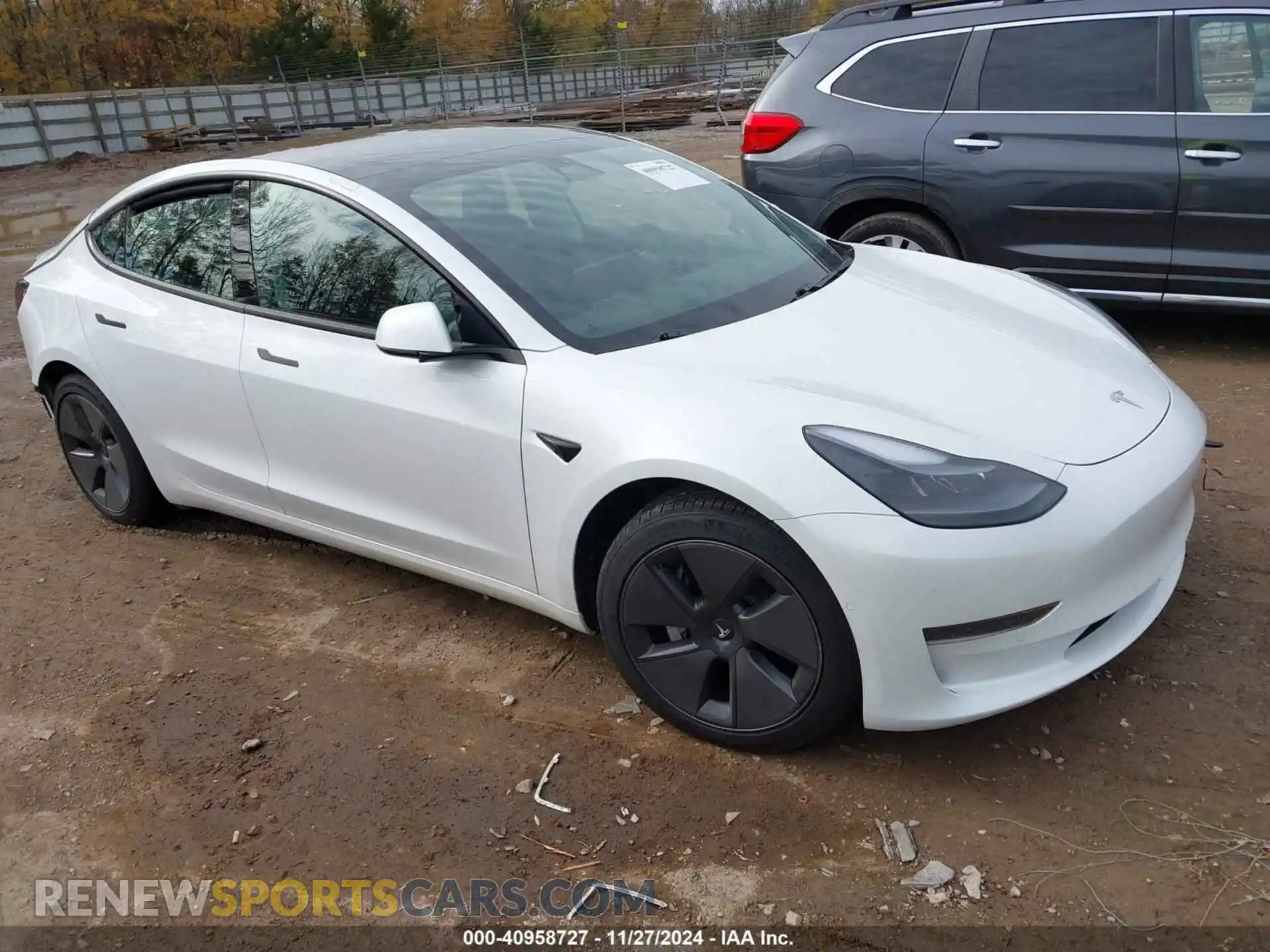 1 Photograph of a damaged car 5YJ3E1EA9MF986299 TESLA MODEL 3 2021