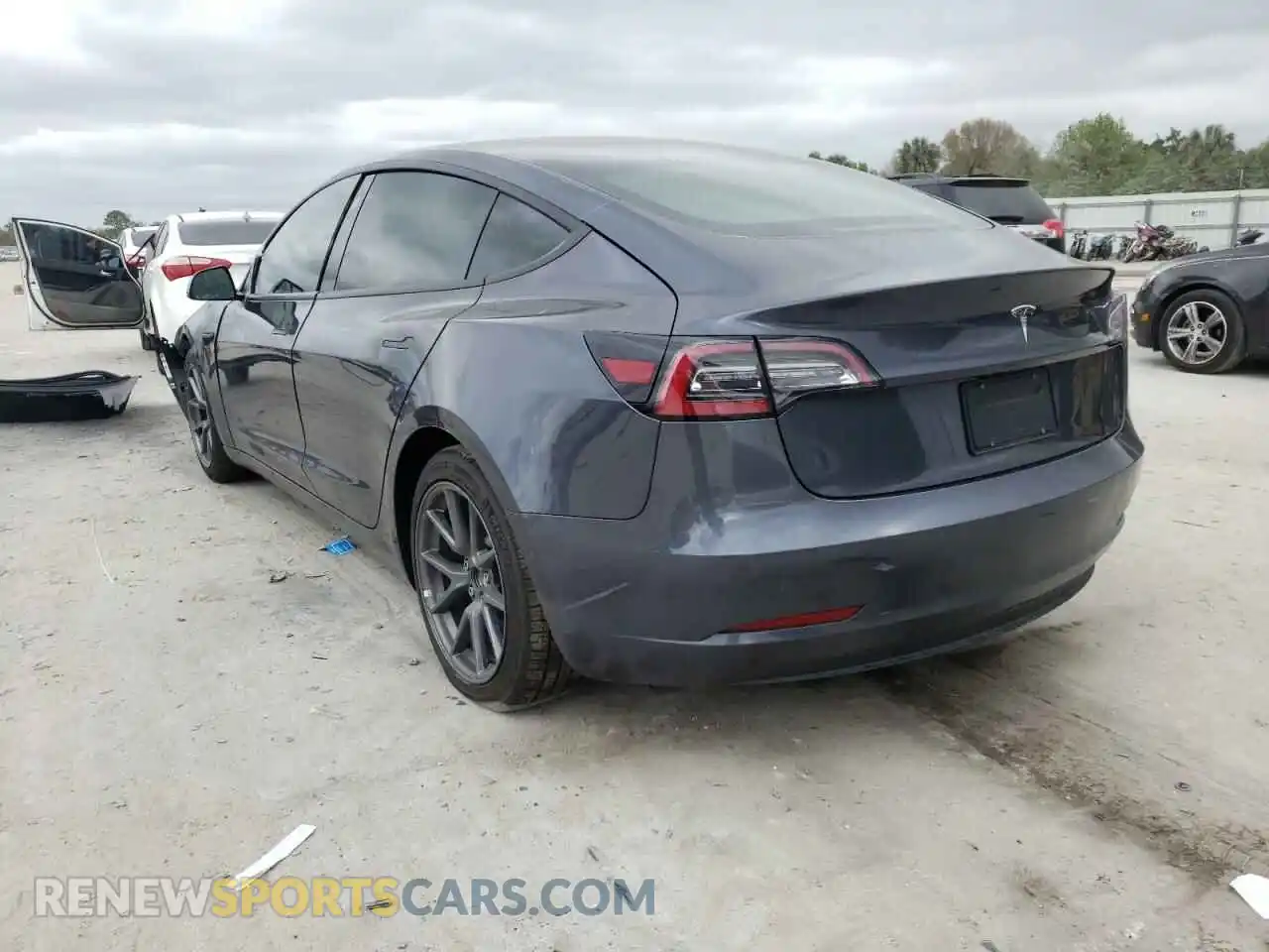 3 Photograph of a damaged car 5YJ3E1EAXMF014579 TESLA MODEL 3 2021