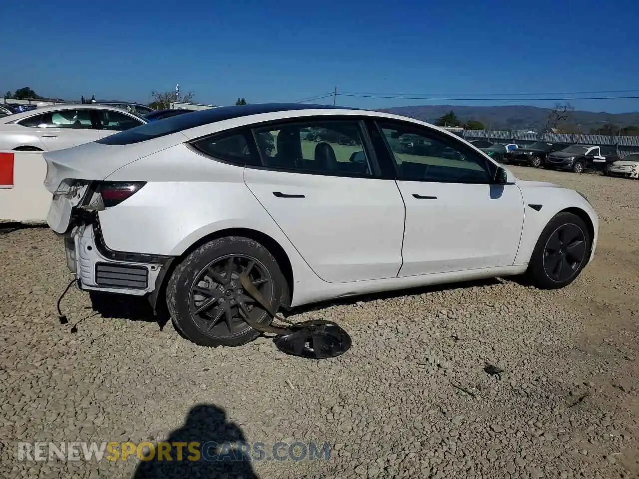 3 Photograph of a damaged car 5YJ3E1EAXMF074880 TESLA MODEL 3 2021