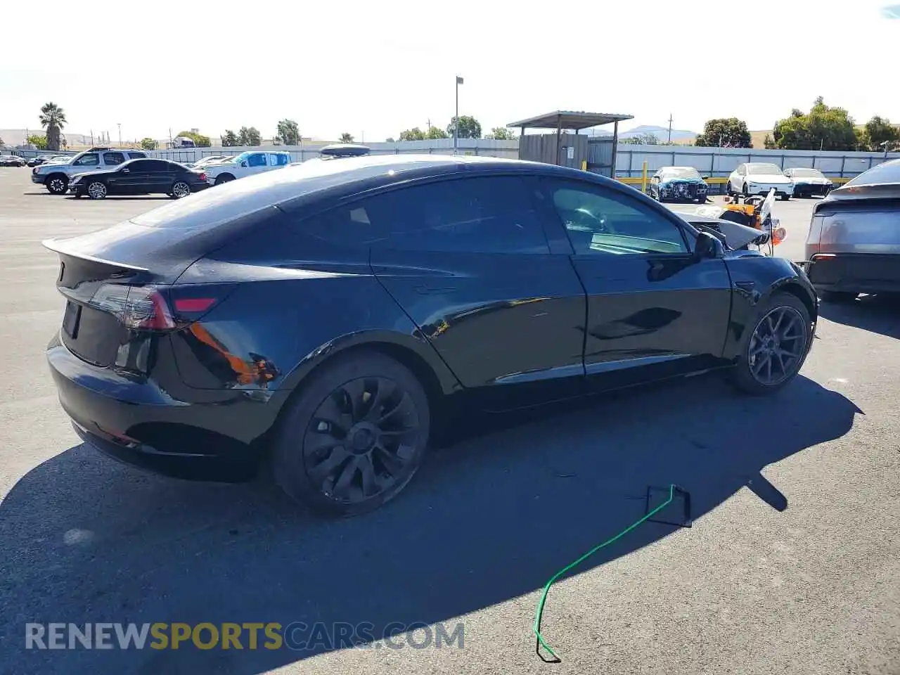3 Photograph of a damaged car 5YJ3E1EAXMF074992 TESLA MODEL 3 2021