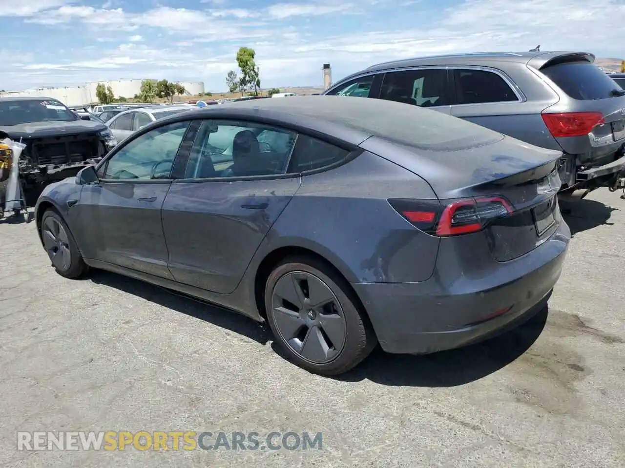 2 Photograph of a damaged car 5YJ3E1EAXMF076516 TESLA MODEL 3 2021