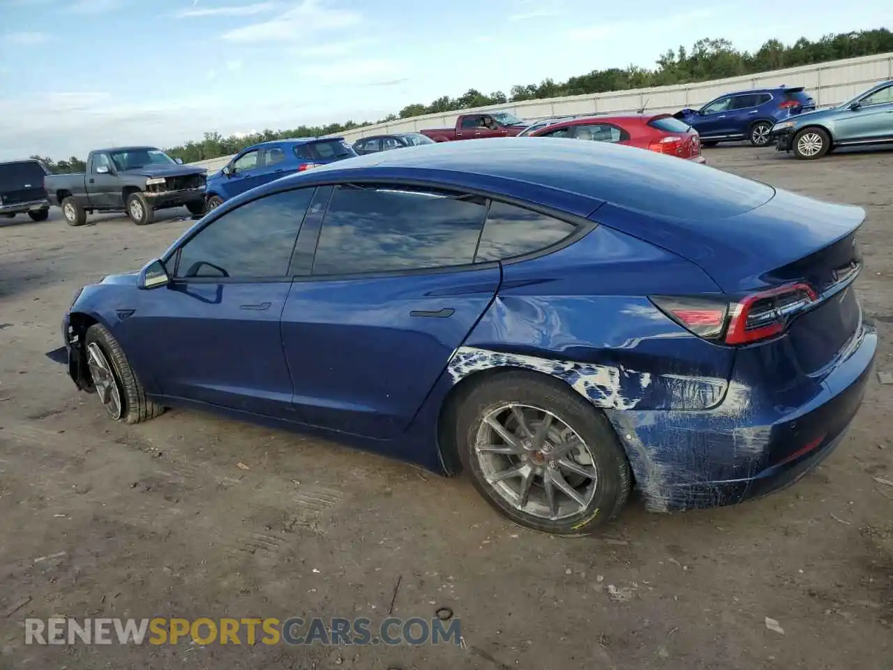 2 Photograph of a damaged car 5YJ3E1EAXMF082641 TESLA MODEL 3 2021