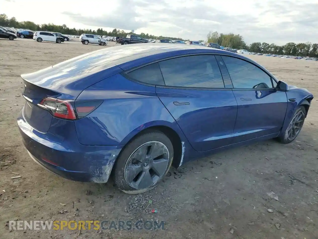 3 Photograph of a damaged car 5YJ3E1EAXMF082641 TESLA MODEL 3 2021
