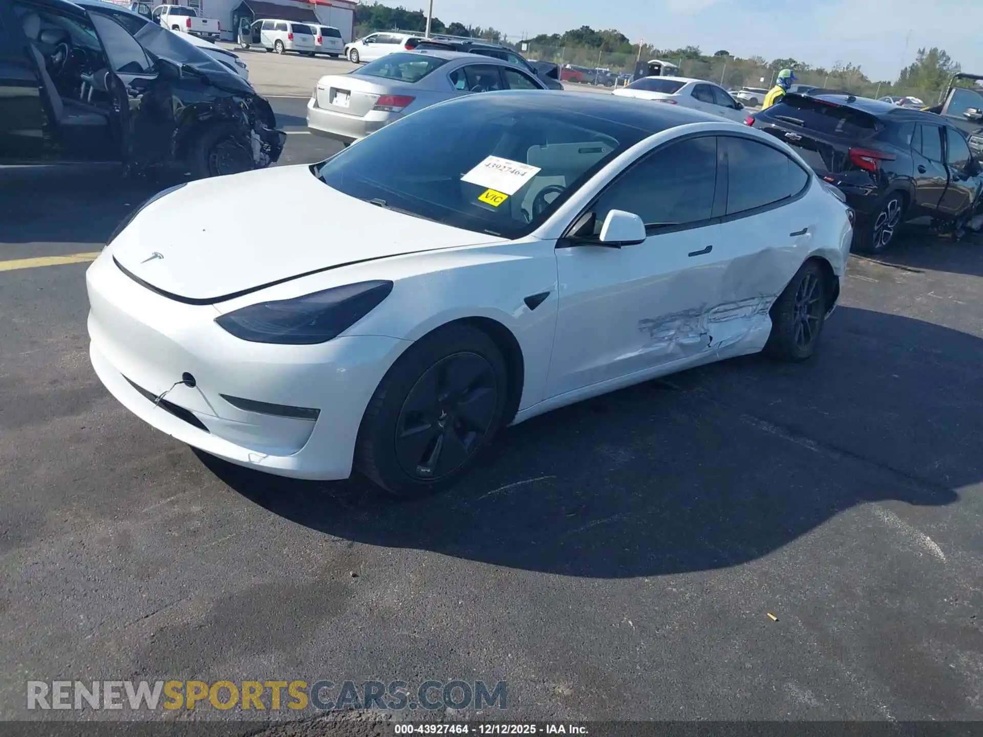 2 Photograph of a damaged car 5YJ3E1EAXMF083661 TESLA MODEL 3 2021
