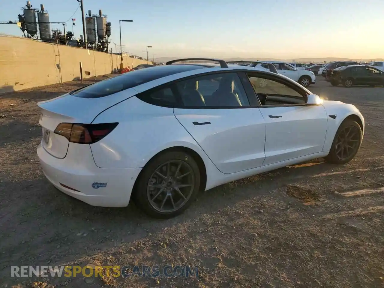 3 Photograph of a damaged car 5YJ3E1EAXMF867354 TESLA MODEL 3 2021