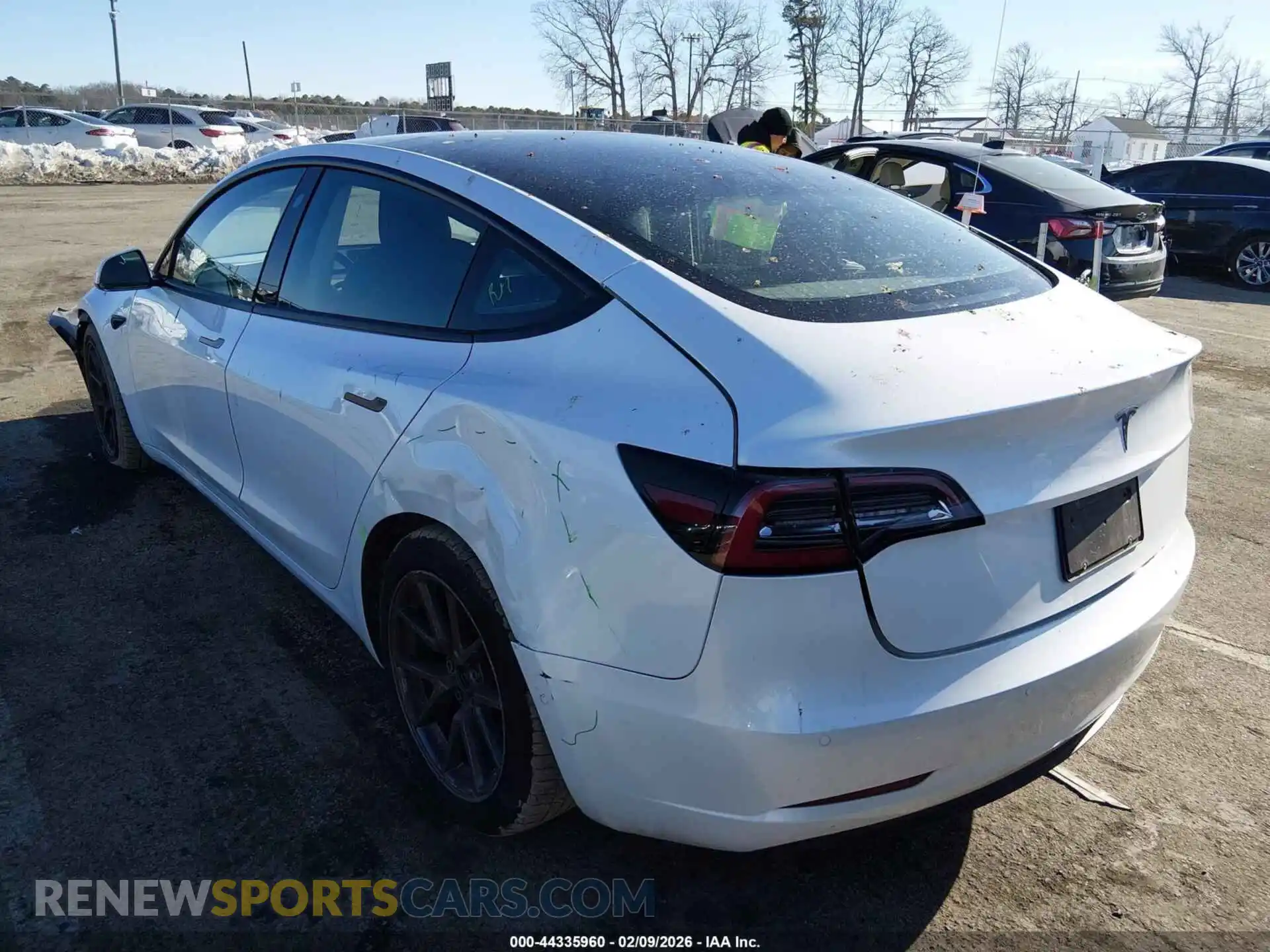3 Photograph of a damaged car 5YJ3E1EAXMF976851 TESLA MODEL 3 2021