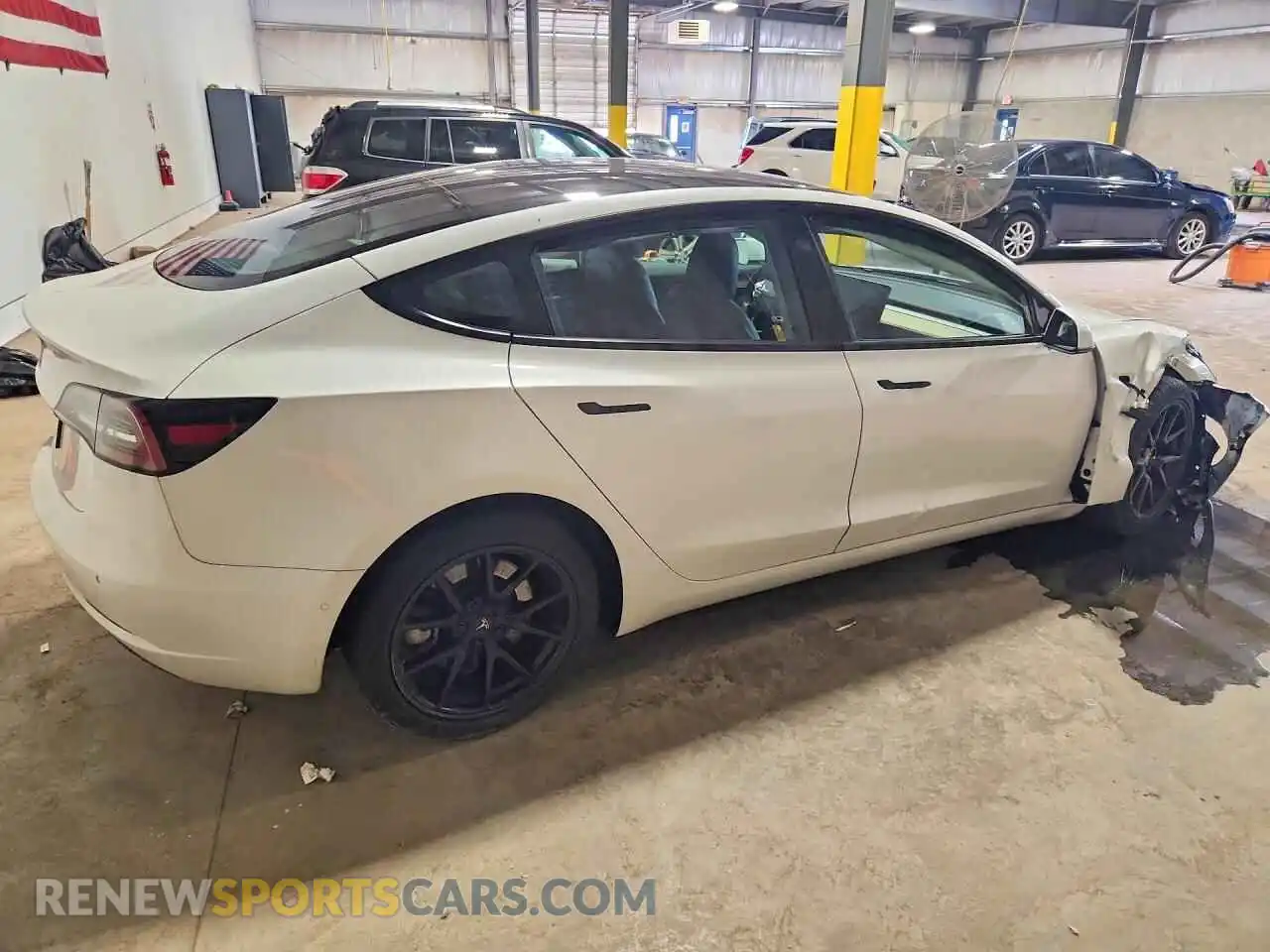 3 Photograph of a damaged car 5YJ3E1EAXMF982150 TESLA MODEL 3 2021