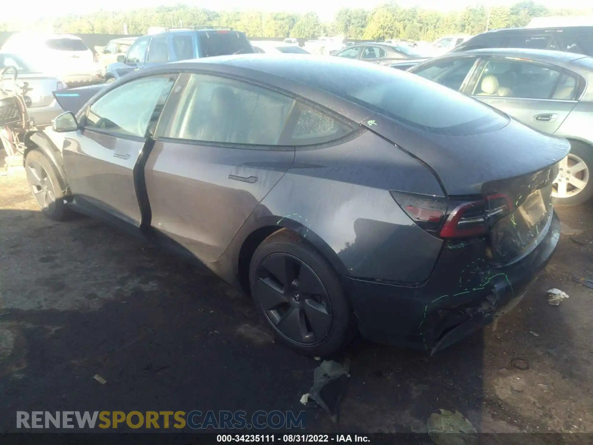 3 Photograph of a damaged car 5YJ3E1EB0MF853147 TESLA MODEL 3 2021