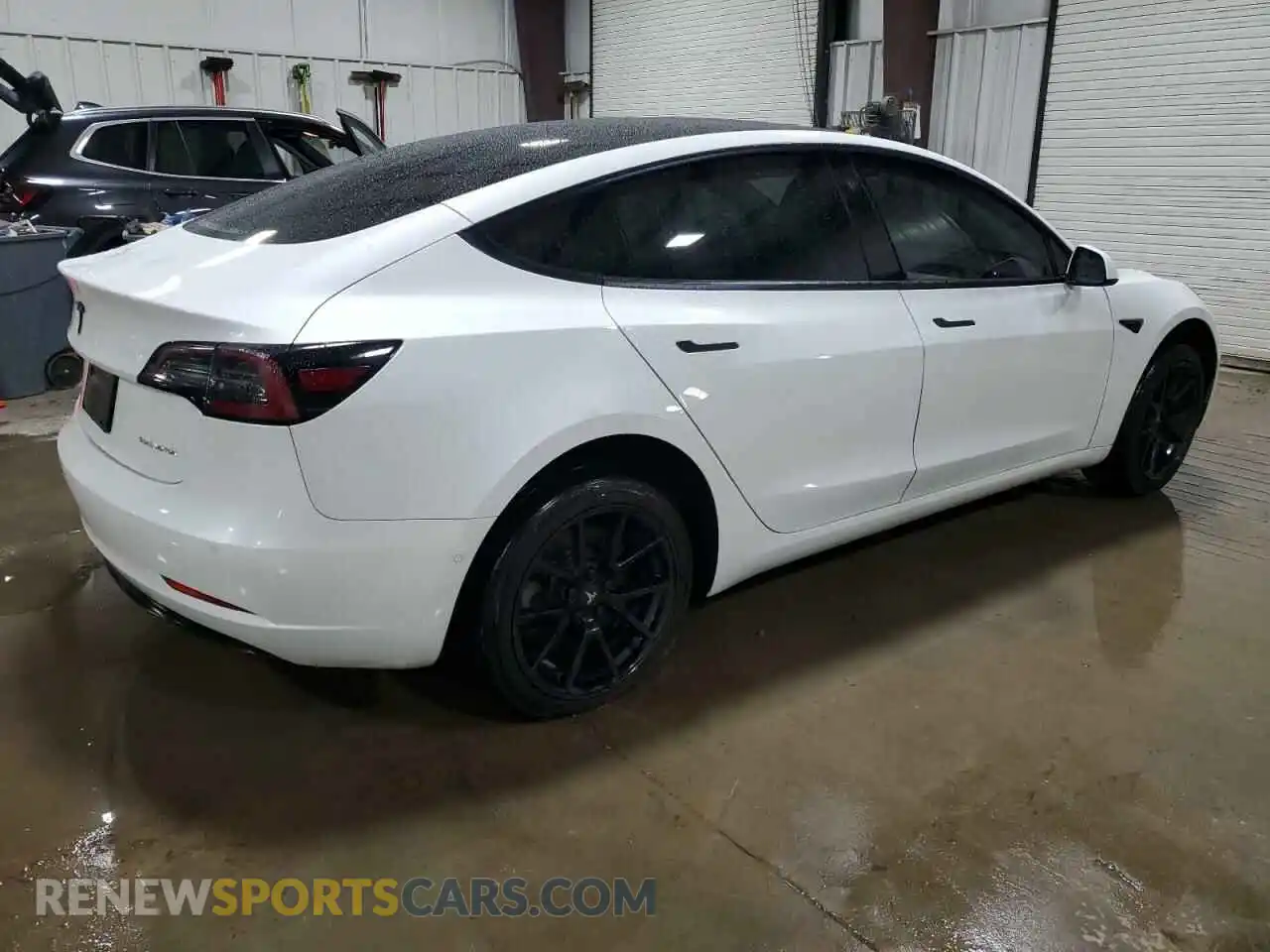 3 Photograph of a damaged car 5YJ3E1EB0MF855156 TESLA MODEL 3 2021