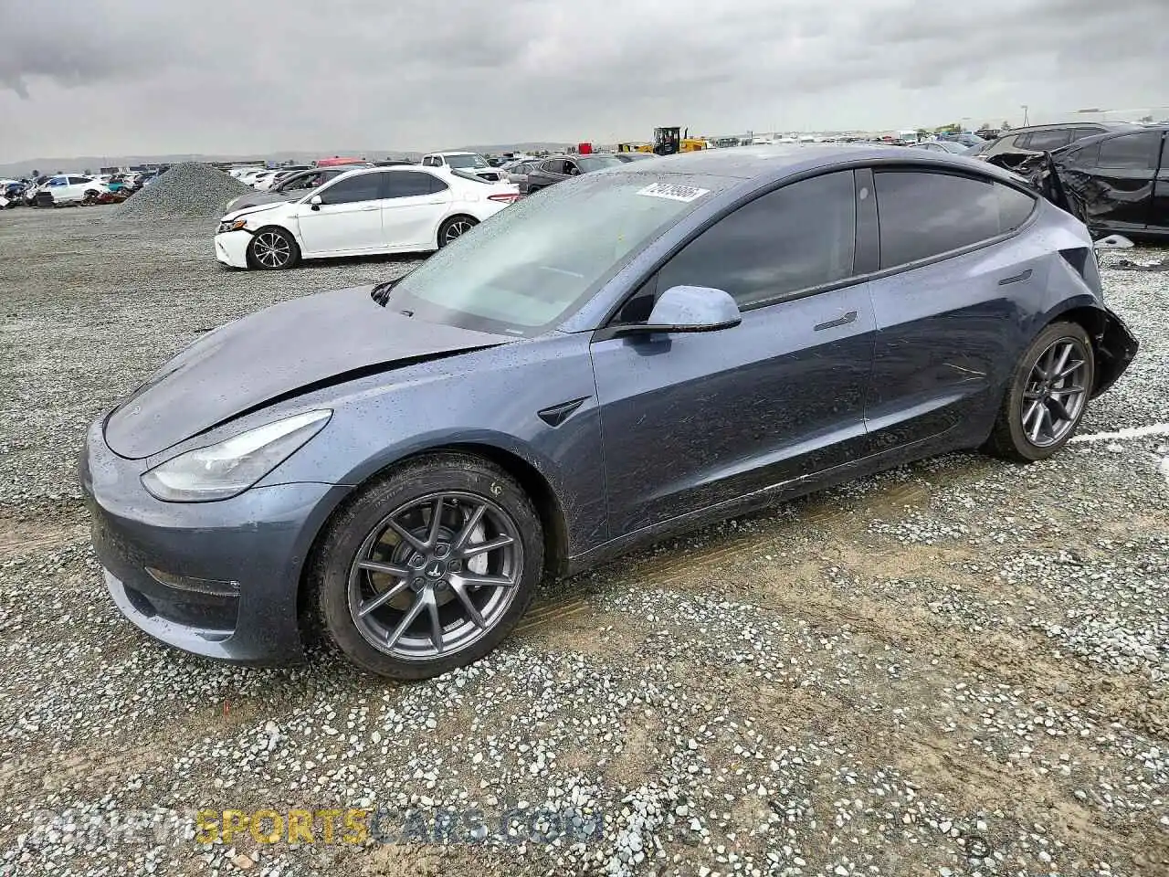 1 Photograph of a damaged car 5YJ3E1EB0MF879621 TESLA MODEL 3 2021