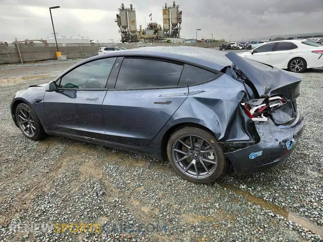 2 Photograph of a damaged car 5YJ3E1EB0MF879621 TESLA MODEL 3 2021