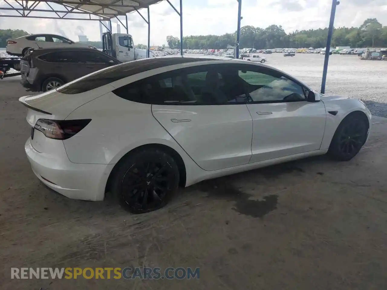 3 Photograph of a damaged car 5YJ3E1EB0MF916098 TESLA MODEL 3 2021
