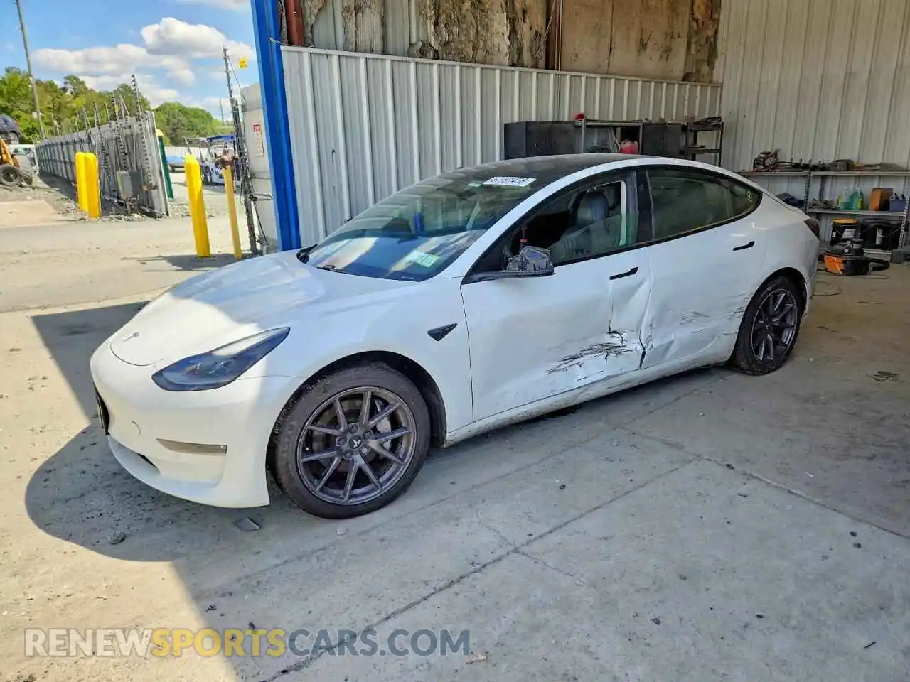 1 Фотография поврежденного автомобиля 5YJ3E1EB0MF923651 TESLA MODEL 3 2021