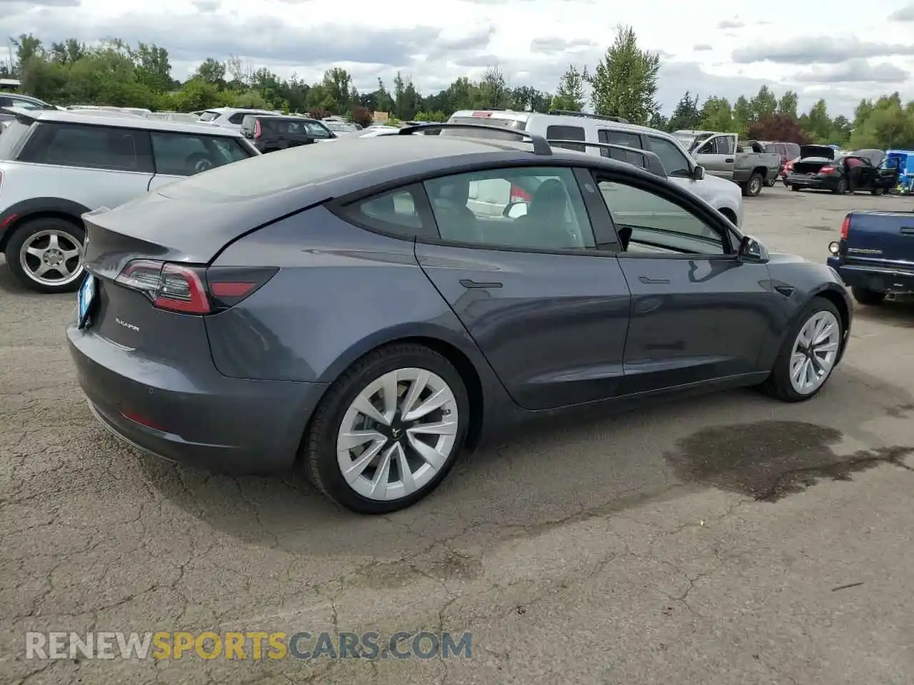 3 Photograph of a damaged car 5YJ3E1EB0MF936660 TESLA MODEL 3 2021