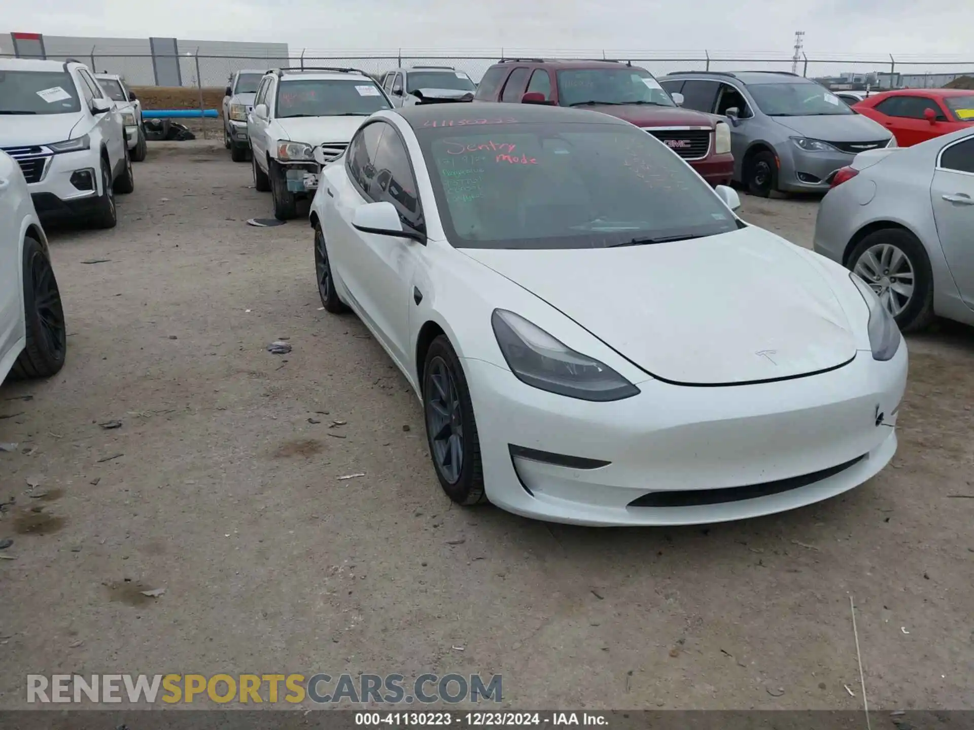 1 Photograph of a damaged car 5YJ3E1EB0MF937761 TESLA MODEL 3 2021