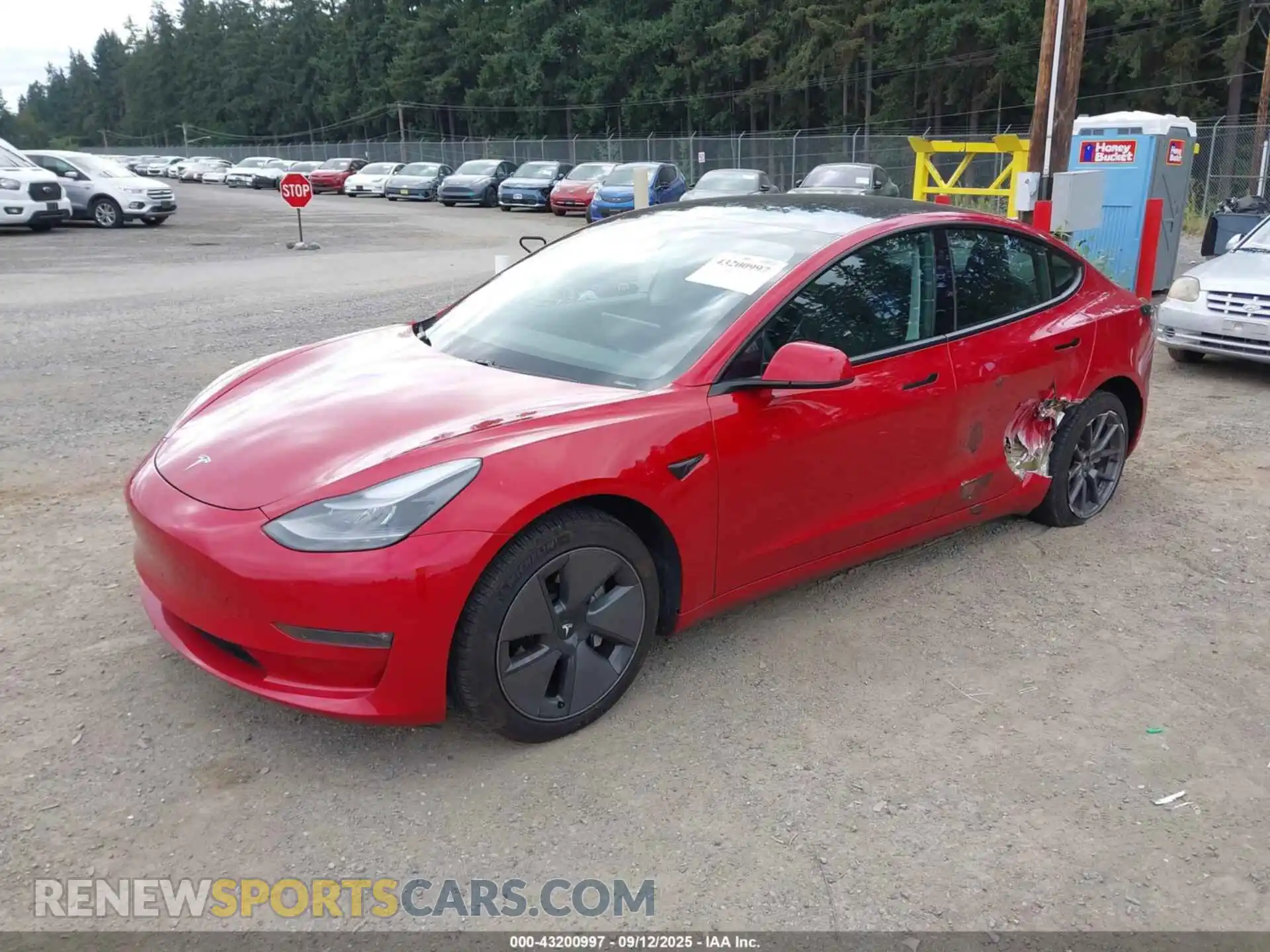 2 Photograph of a damaged car 5YJ3E1EB0MF938473 TESLA MODEL 3 2021