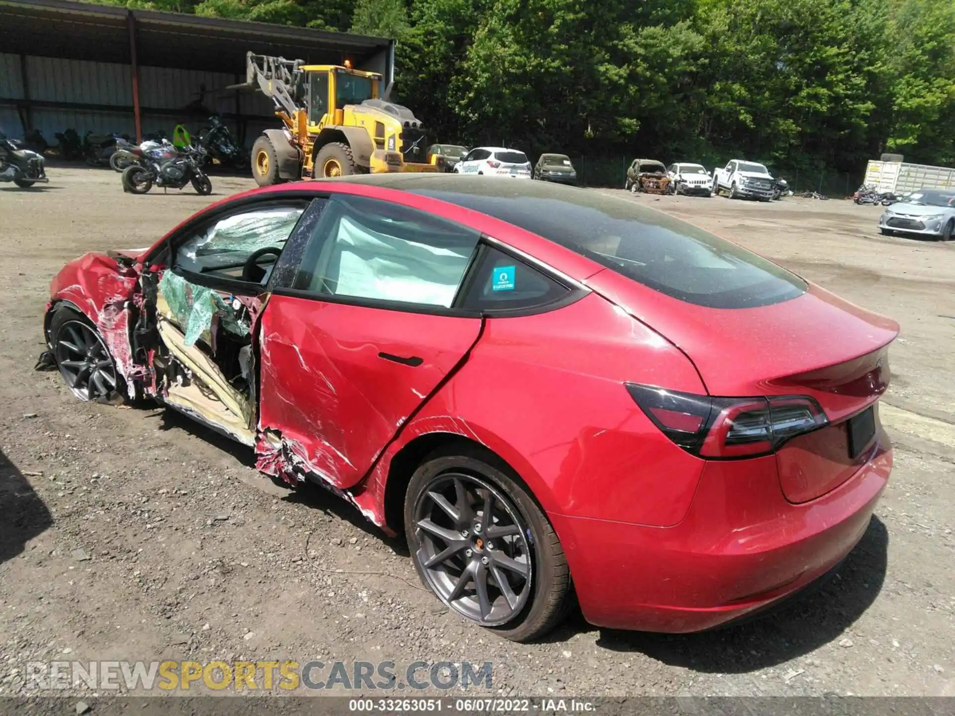 3 Photograph of a damaged car 5YJ3E1EB0MF941700 TESLA MODEL 3 2021