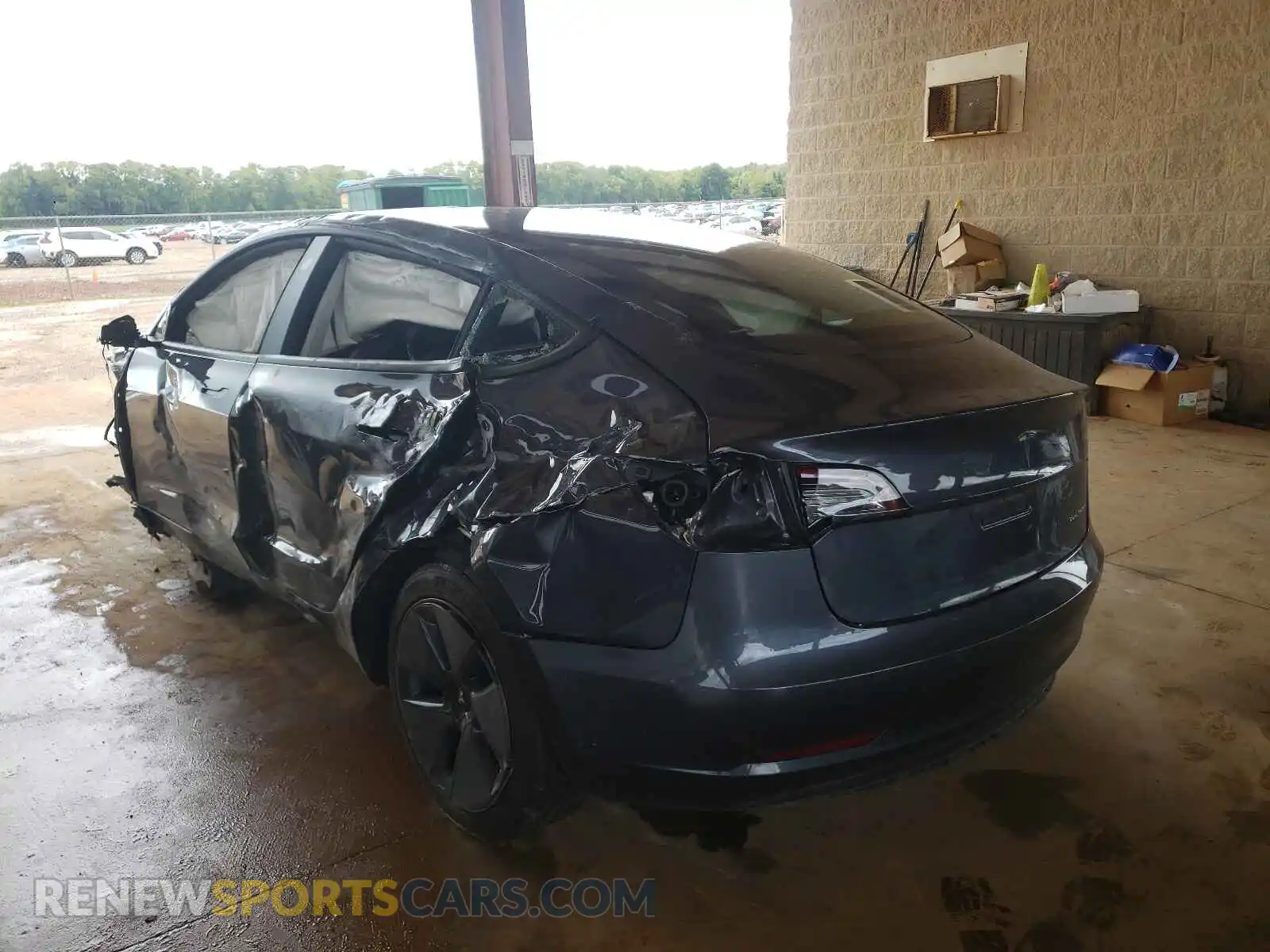 3 Photograph of a damaged car 5YJ3E1EB0MF992226 TESLA MODEL 3 2021