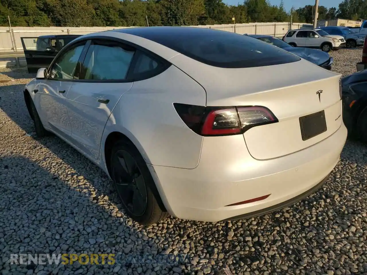 2 Photograph of a damaged car 5YJ3E1EB0MF992310 TESLA MODEL 3 2021