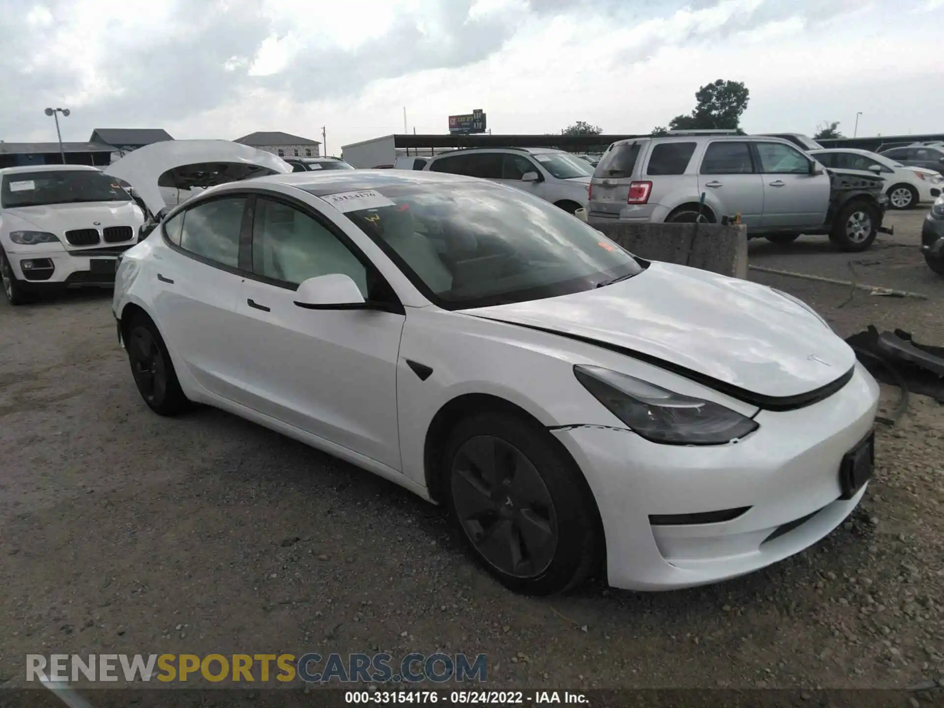 1 Photograph of a damaged car 5YJ3E1EB1MF013328 TESLA MODEL 3 2021