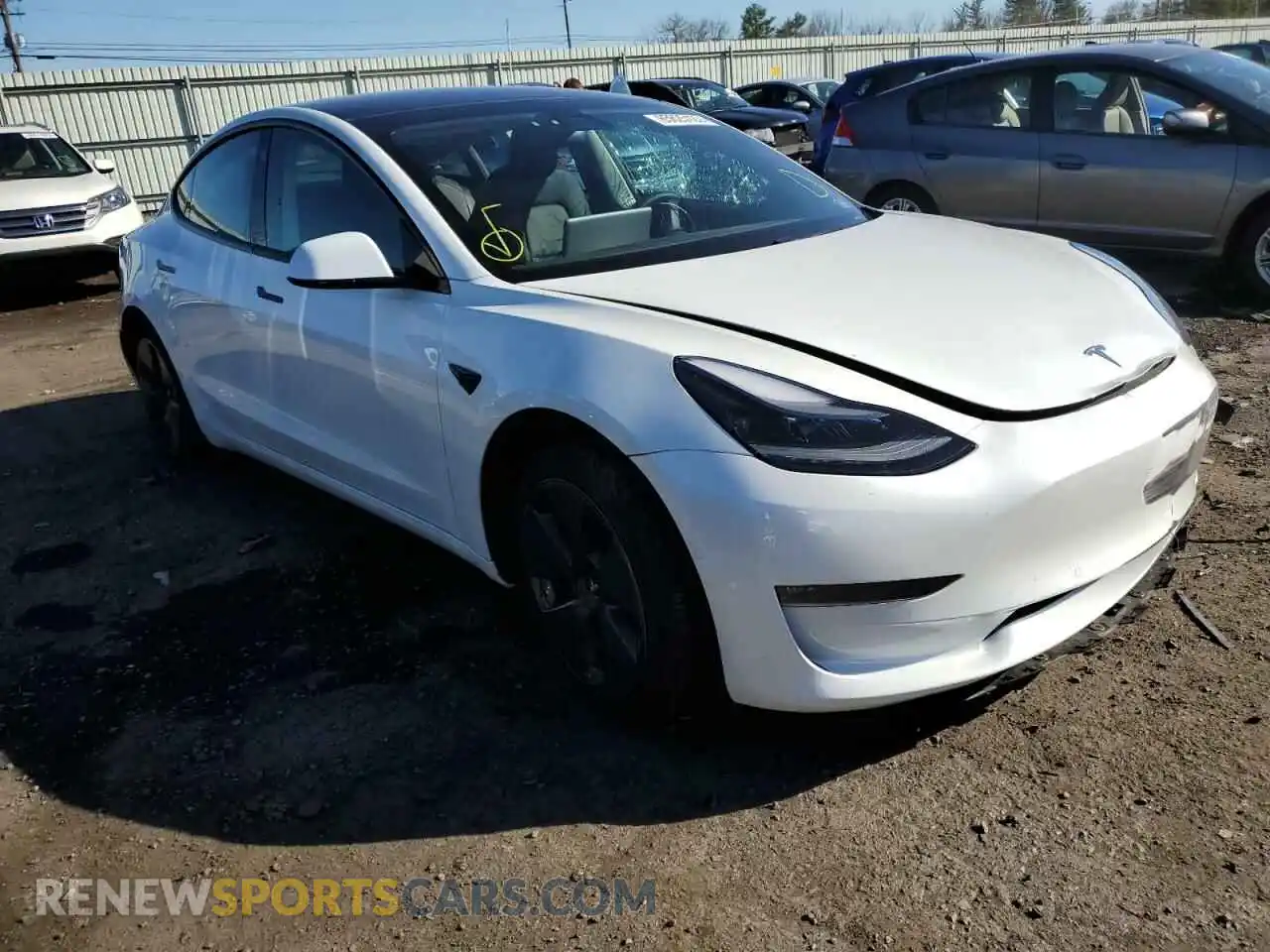 1 Photograph of a damaged car 5YJ3E1EB1MF044501 TESLA MODEL 3 2021