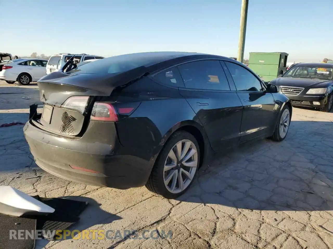 3 Photograph of a damaged car 5YJ3E1EB1MF856204 TESLA MODEL 3 2021