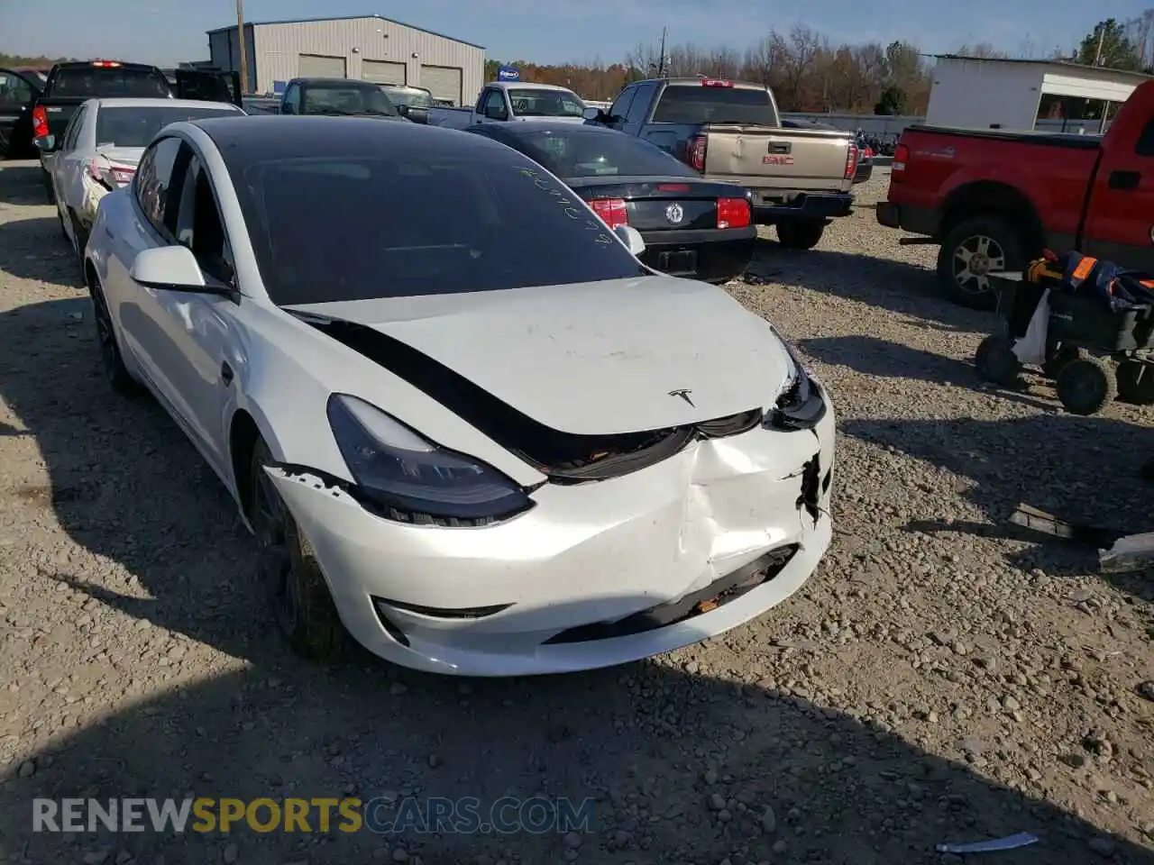 1 Photograph of a damaged car 5YJ3E1EB1MF924002 TESLA MODEL 3 2021