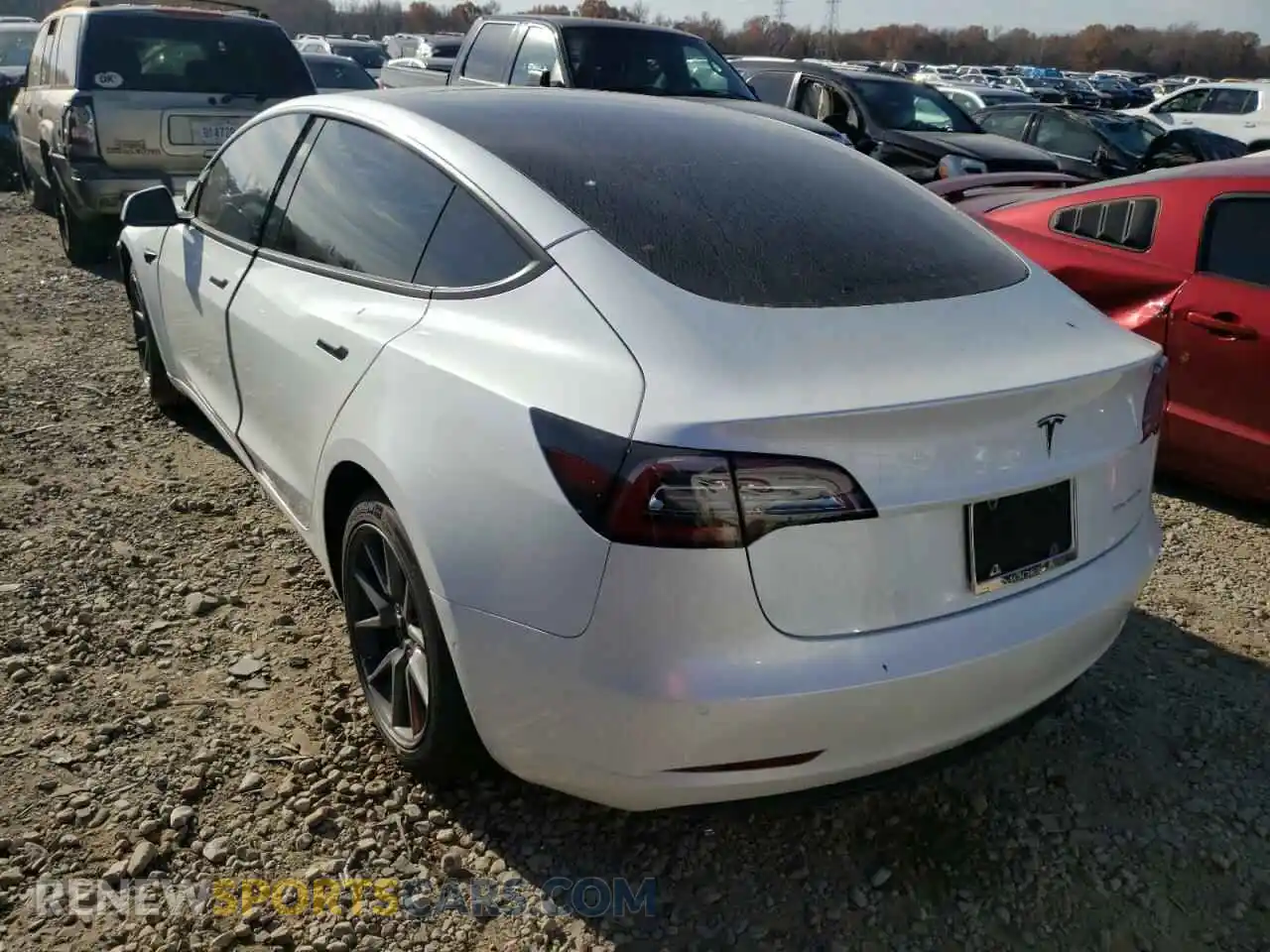 3 Photograph of a damaged car 5YJ3E1EB1MF924002 TESLA MODEL 3 2021