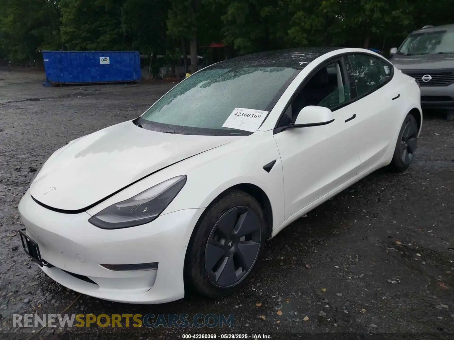2 Photograph of a damaged car 5YJ3E1EB1MF973992 TESLA MODEL 3 2021