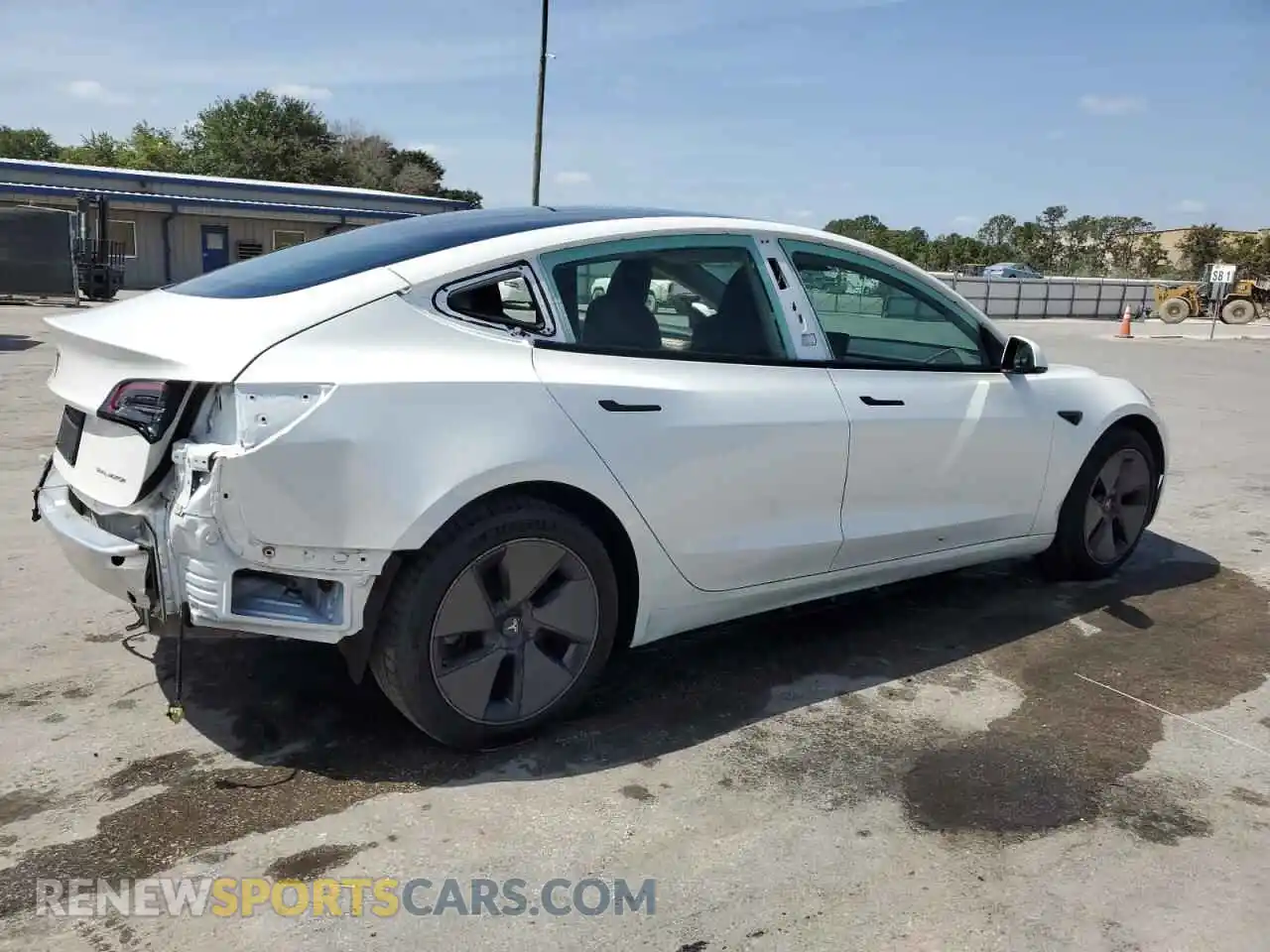 3 Photograph of a damaged car 5YJ3E1EB1MF974799 TESLA MODEL 3 2021