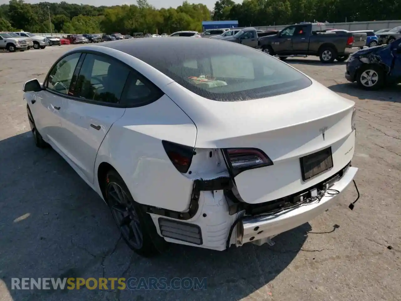 3 Photograph of a damaged car 5YJ3E1EB1MF979128 TESLA MODEL 3 2021