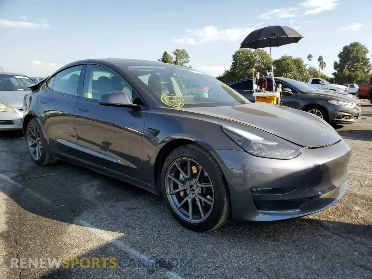 1 Photograph of a damaged car 5YJ3E1EB2MF006792 TESLA MODEL 3 2021