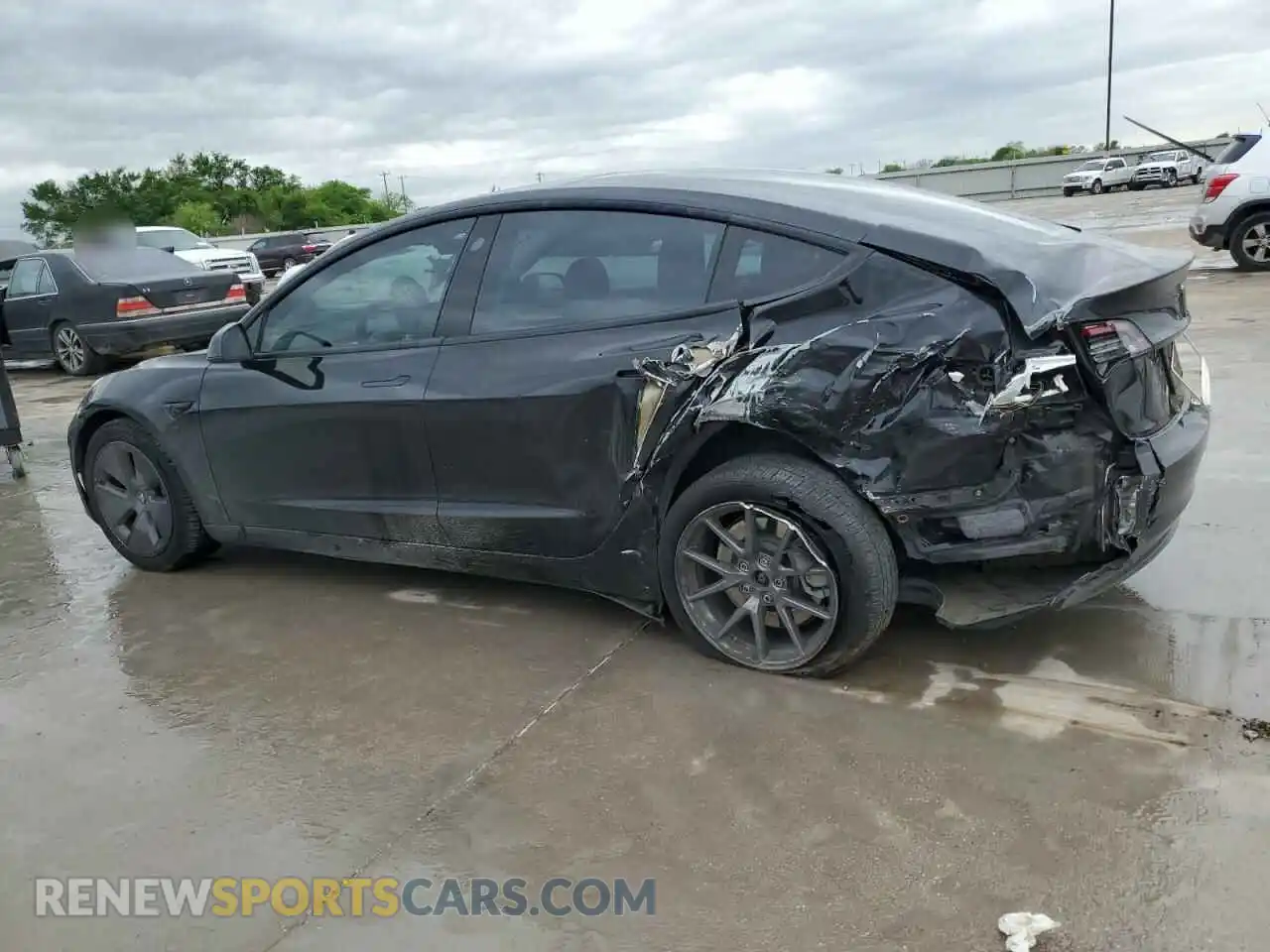 2 Photograph of a damaged car 5YJ3E1EB2MF055958 TESLA MODEL 3 2021