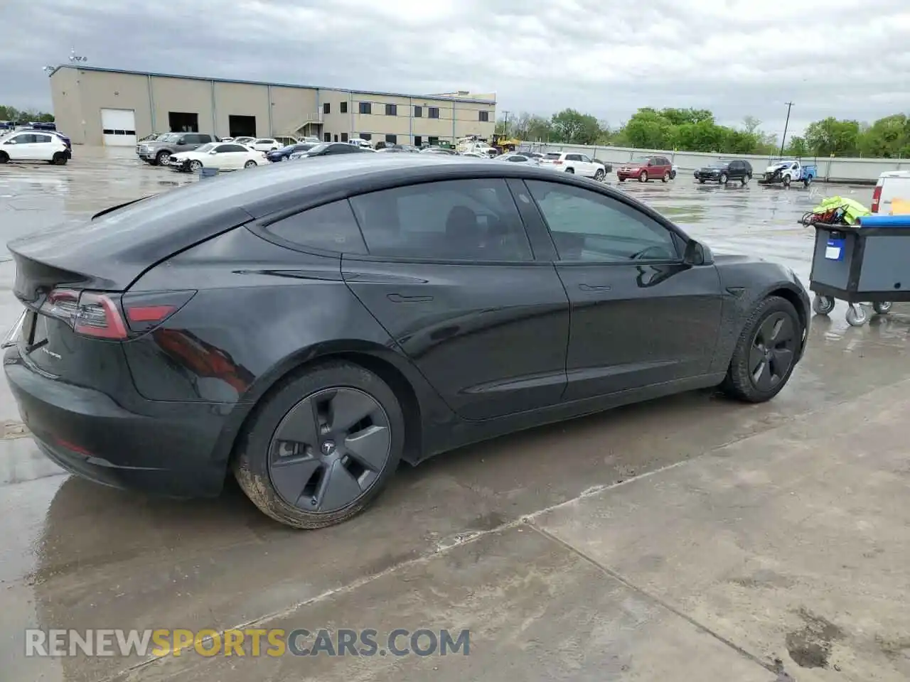 3 Photograph of a damaged car 5YJ3E1EB2MF055958 TESLA MODEL 3 2021