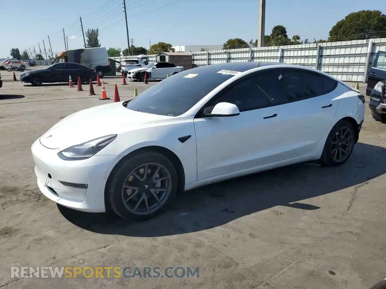 1 Photograph of a damaged car 5YJ3E1EB2MF901974 TESLA MODEL 3 2021