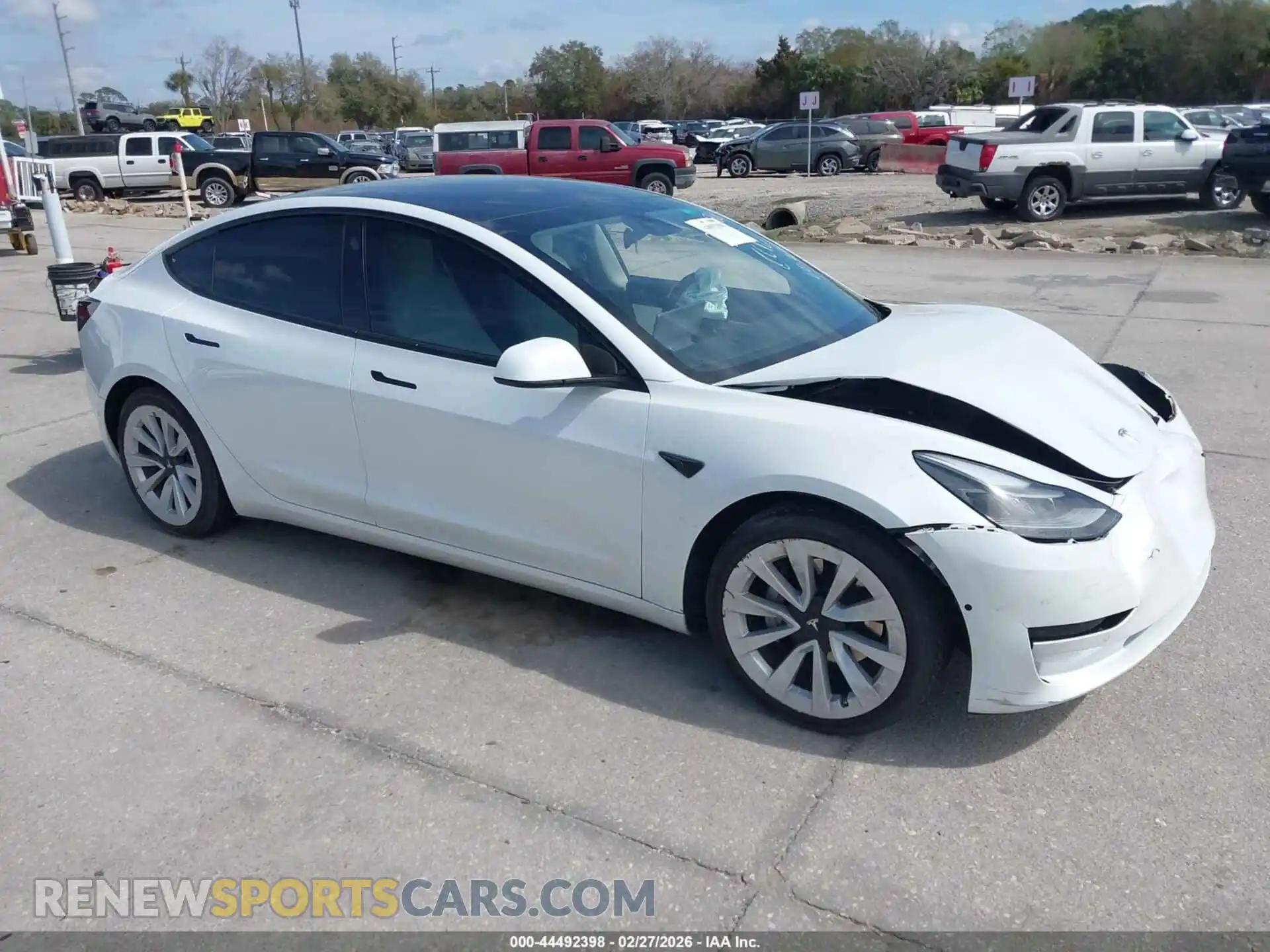 1 Photograph of a damaged car 5YJ3E1EB2MF925028 TESLA MODEL 3 2021