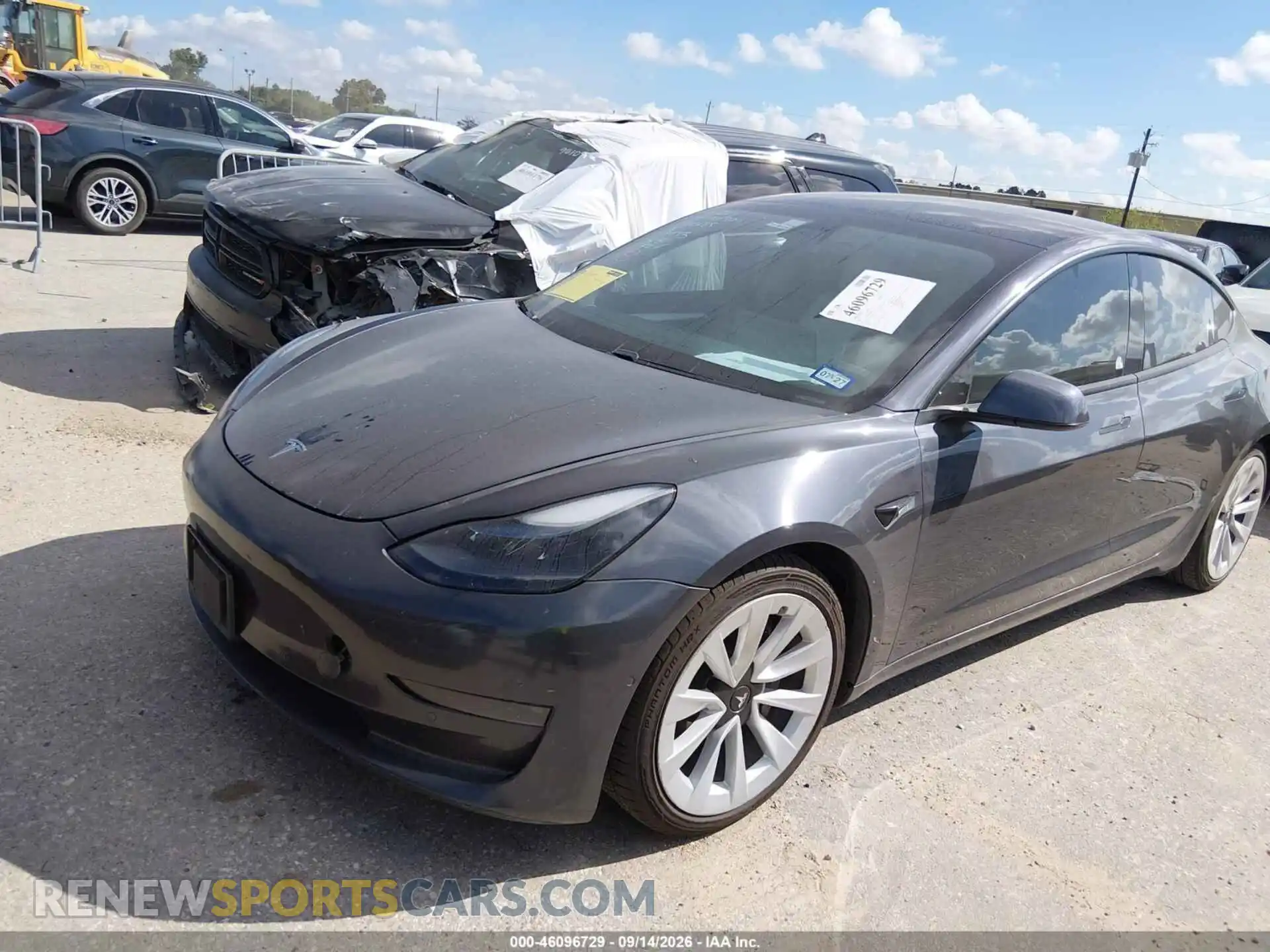2 Фотография поврежденного автомобиля 5YJ3E1EB2MF975377 TESLA MODEL 3 2021