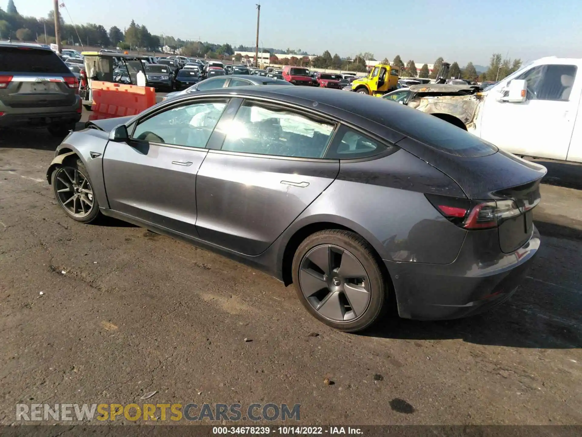 3 Photograph of a damaged car 5YJ3E1EB2MF995922 TESLA MODEL 3 2021