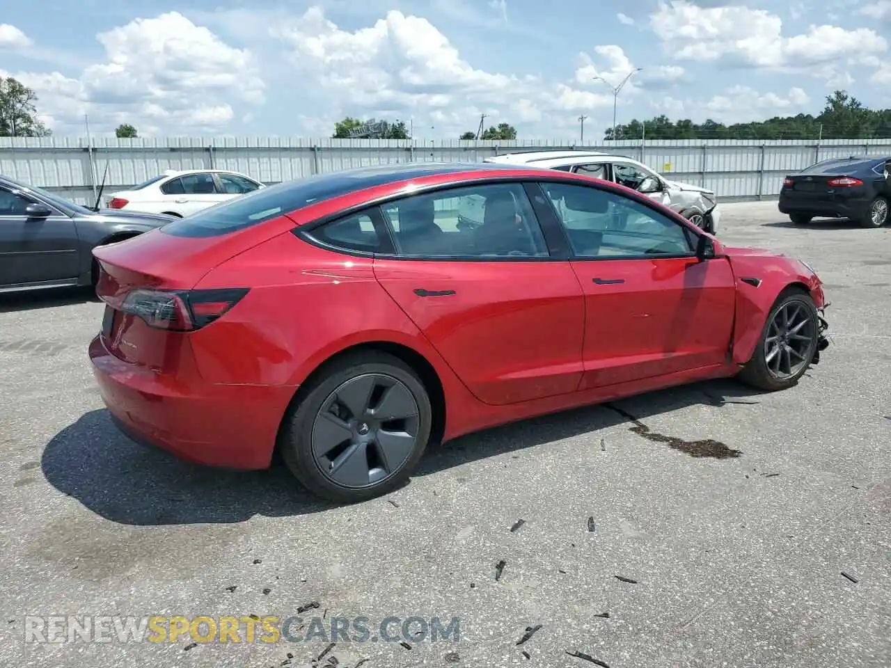 3 Photograph of a damaged car 5YJ3E1EB3MF053412 TESLA MODEL 3 2021