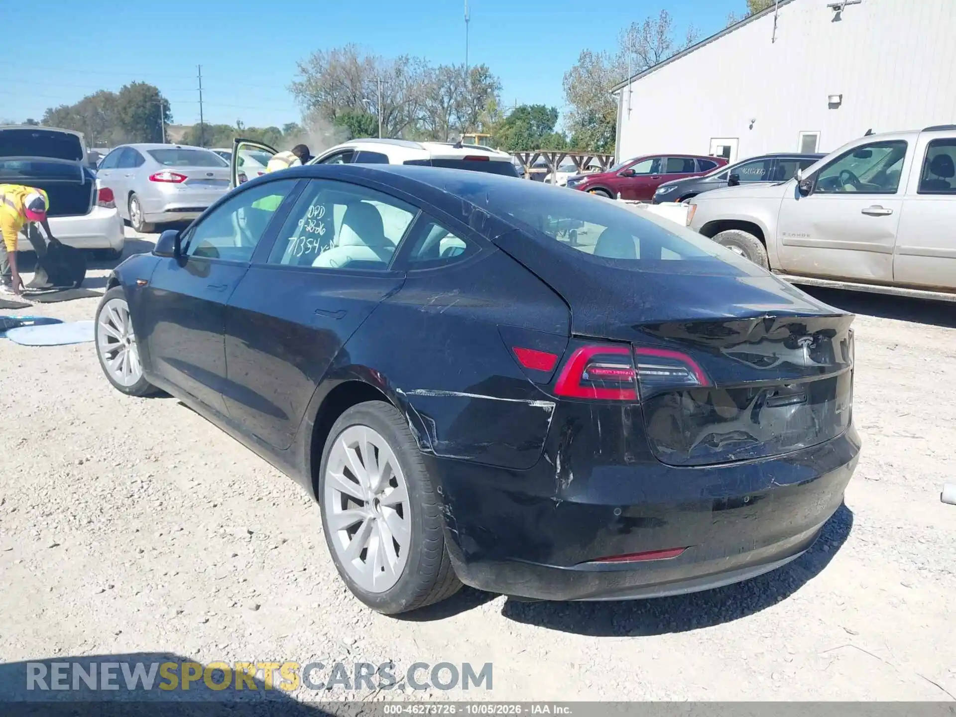 3 Photograph of a damaged car 5YJ3E1EB3MF063499 TESLA MODEL 3 2021