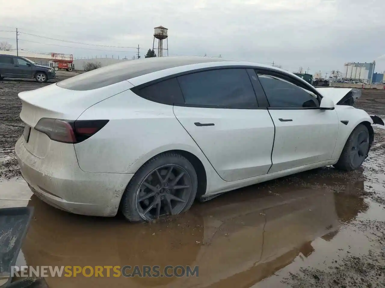 3 Photograph of a damaged car 5YJ3E1EB3MF068539 TESLA MODEL 3 2021