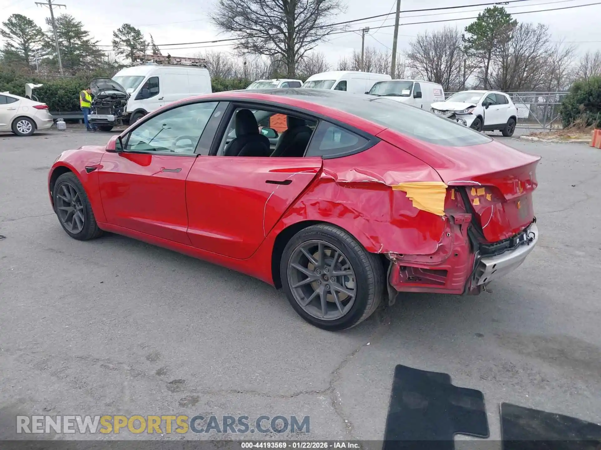 3 Photograph of a damaged car 5YJ3E1EB3MF079735 TESLA MODEL 3 2021