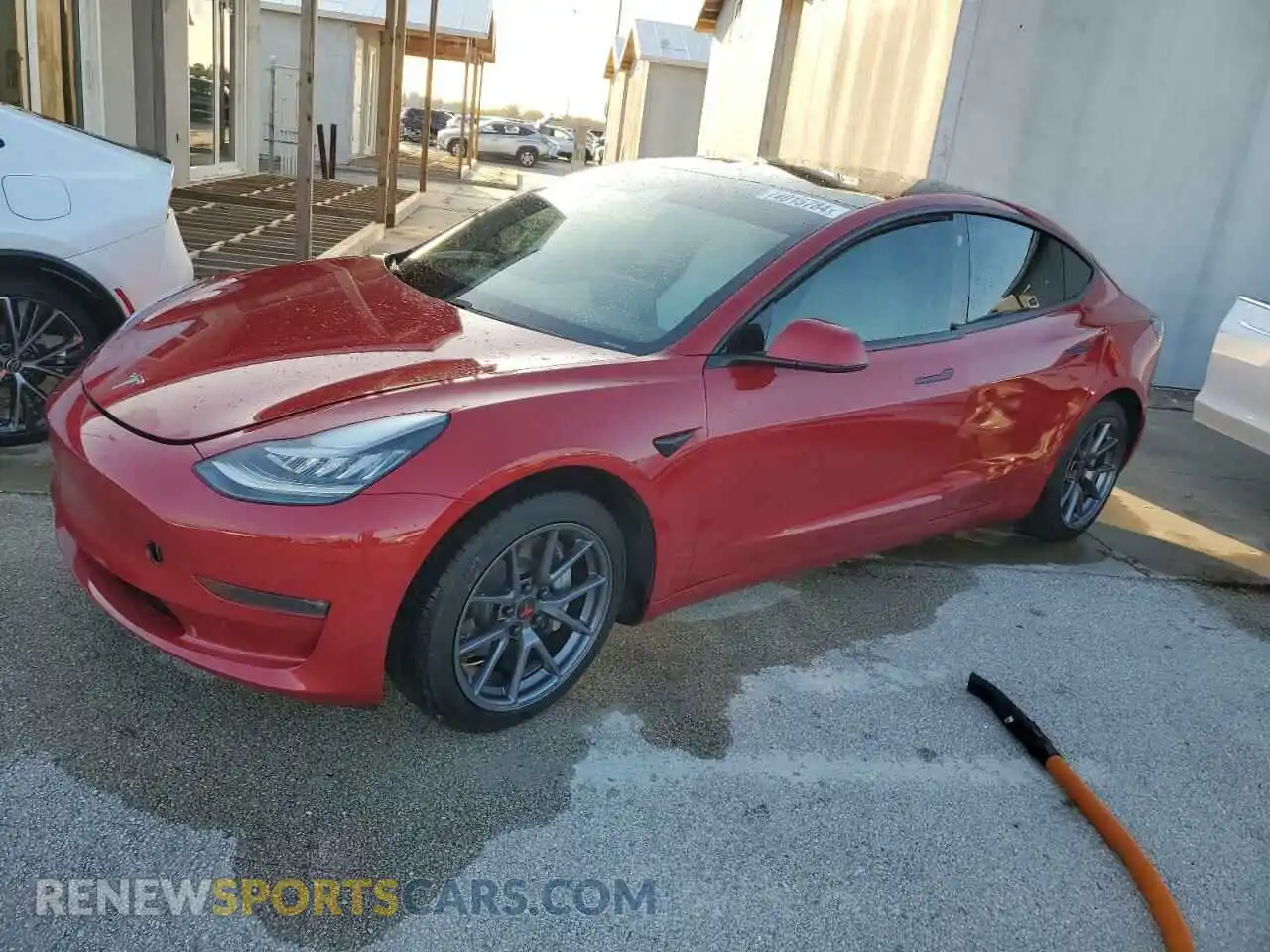 1 Photograph of a damaged car 5YJ3E1EB3MF836956 TESLA MODEL 3 2021