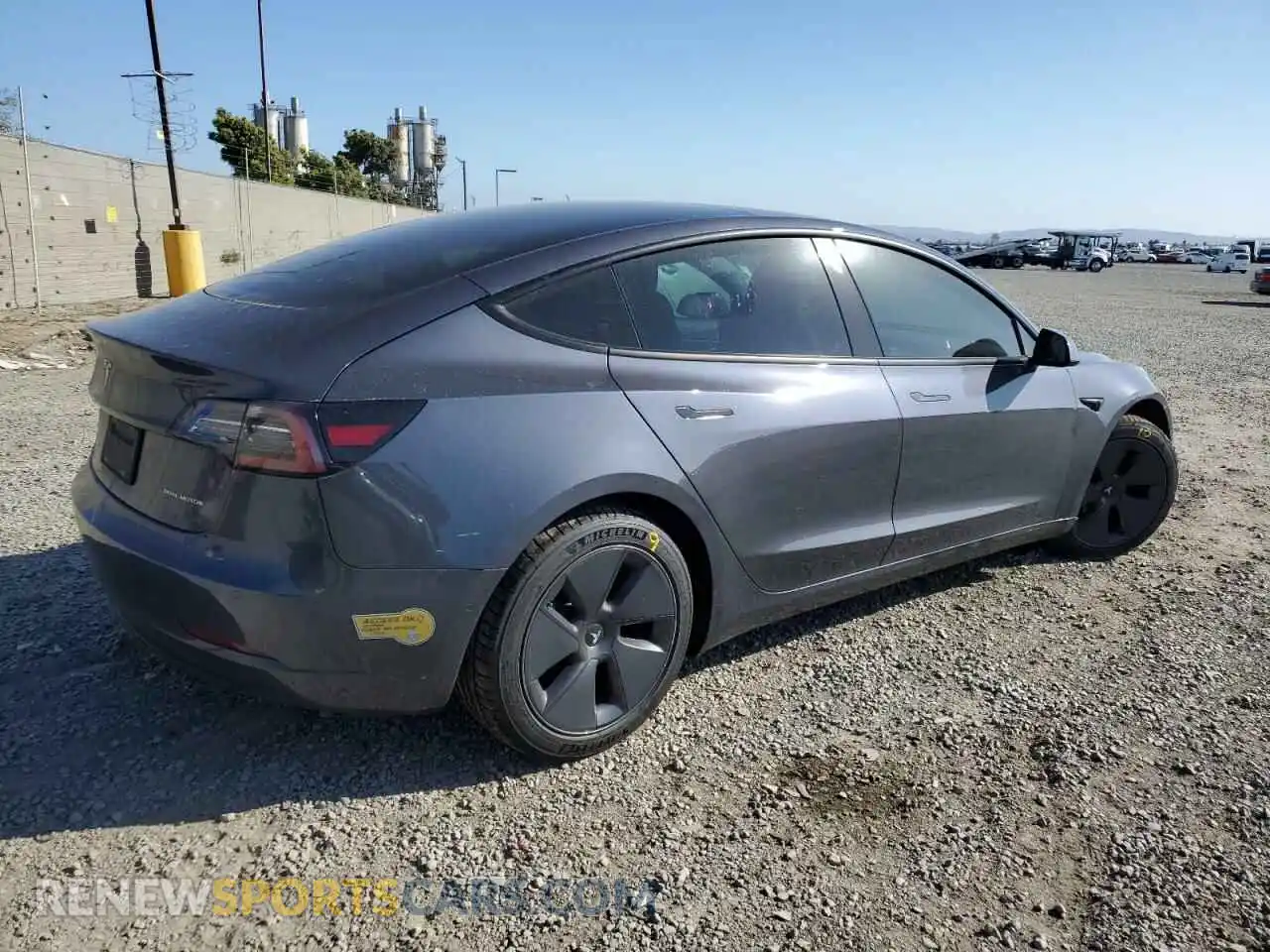 3 Photograph of a damaged car 5YJ3E1EB3MF874882 TESLA MODEL 3 2021